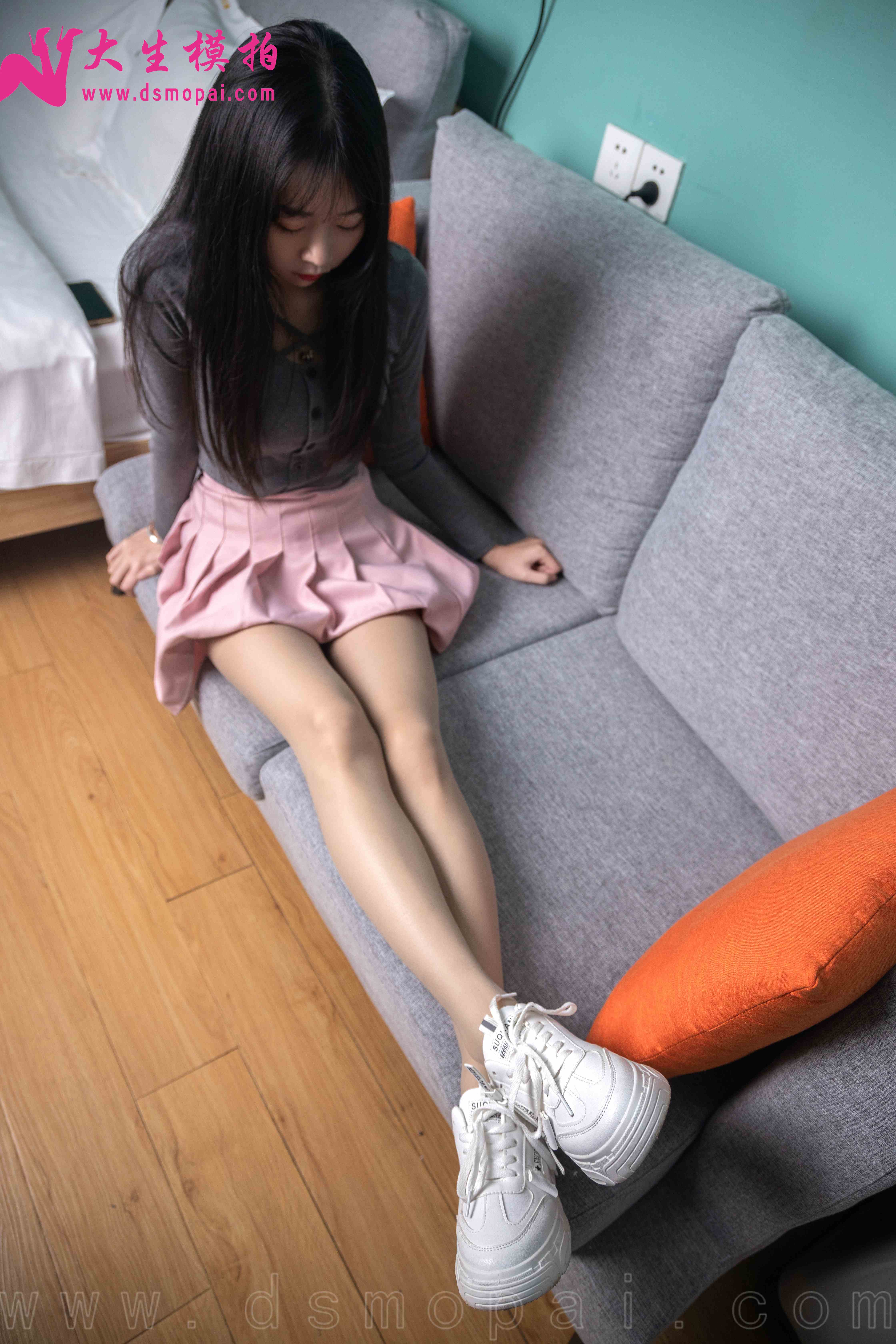 China Beauty Legs and feet 993