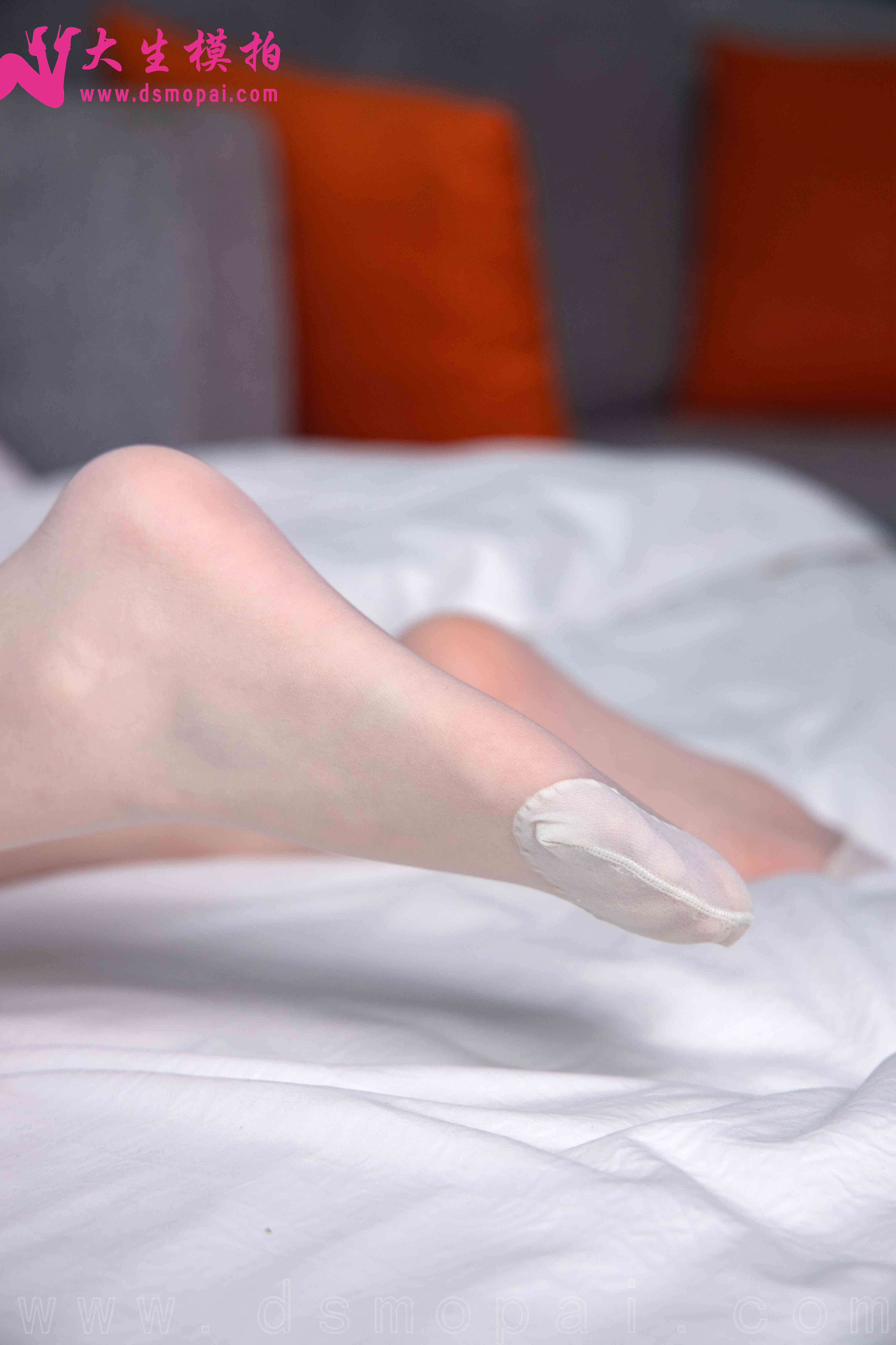 China Beauty Legs and feet 994