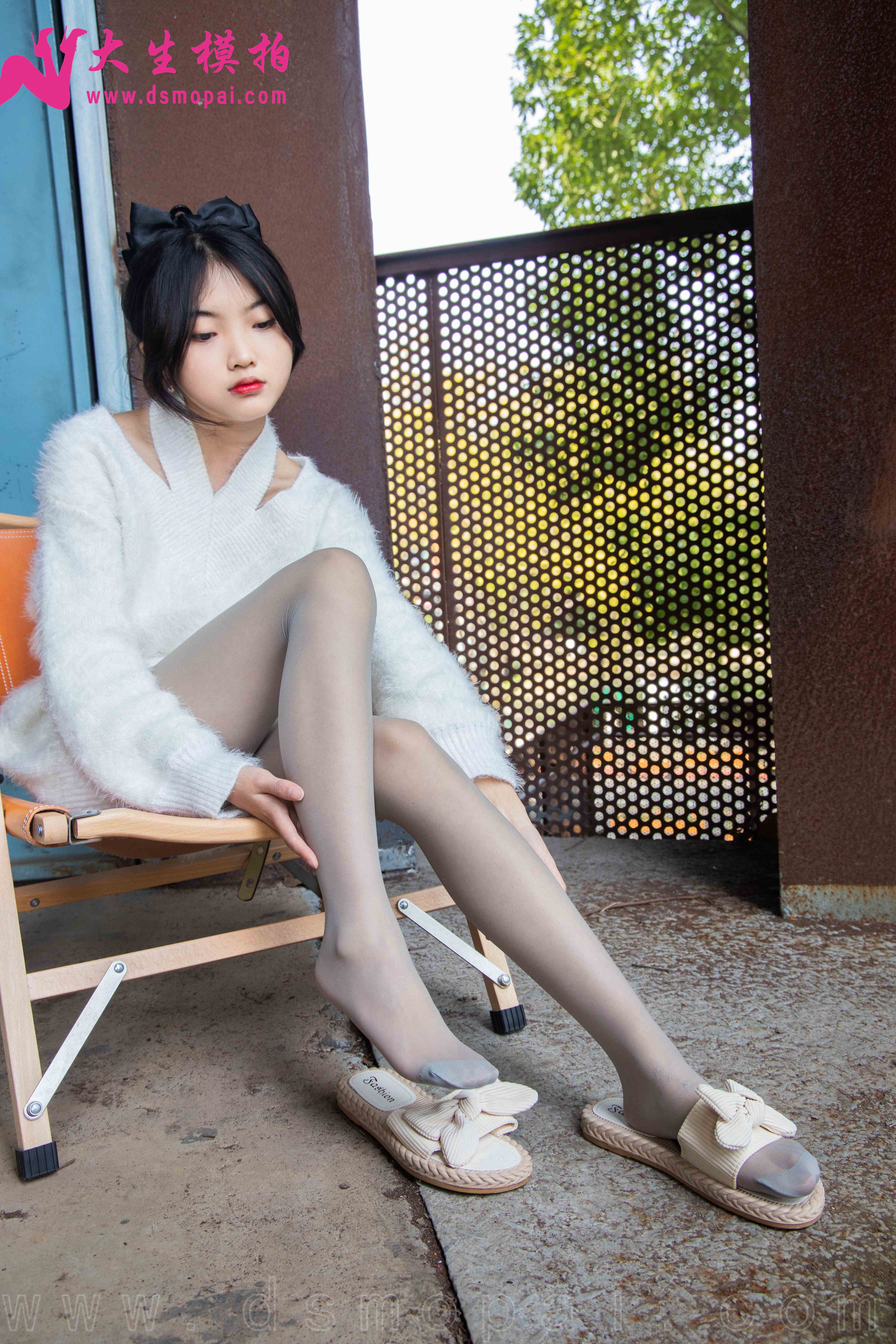China Beauty Legs and feet 995