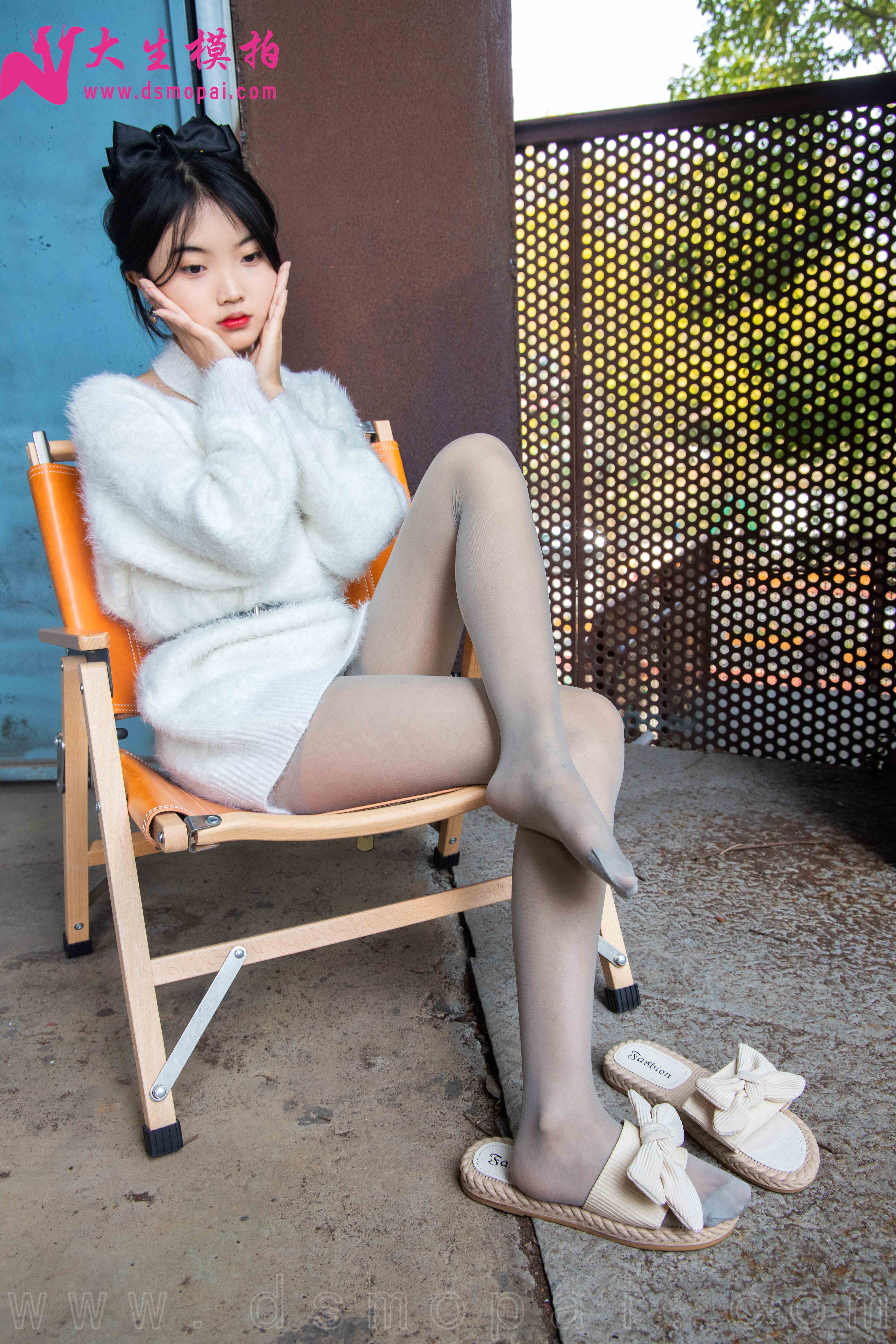 China Beauty Legs and feet 995