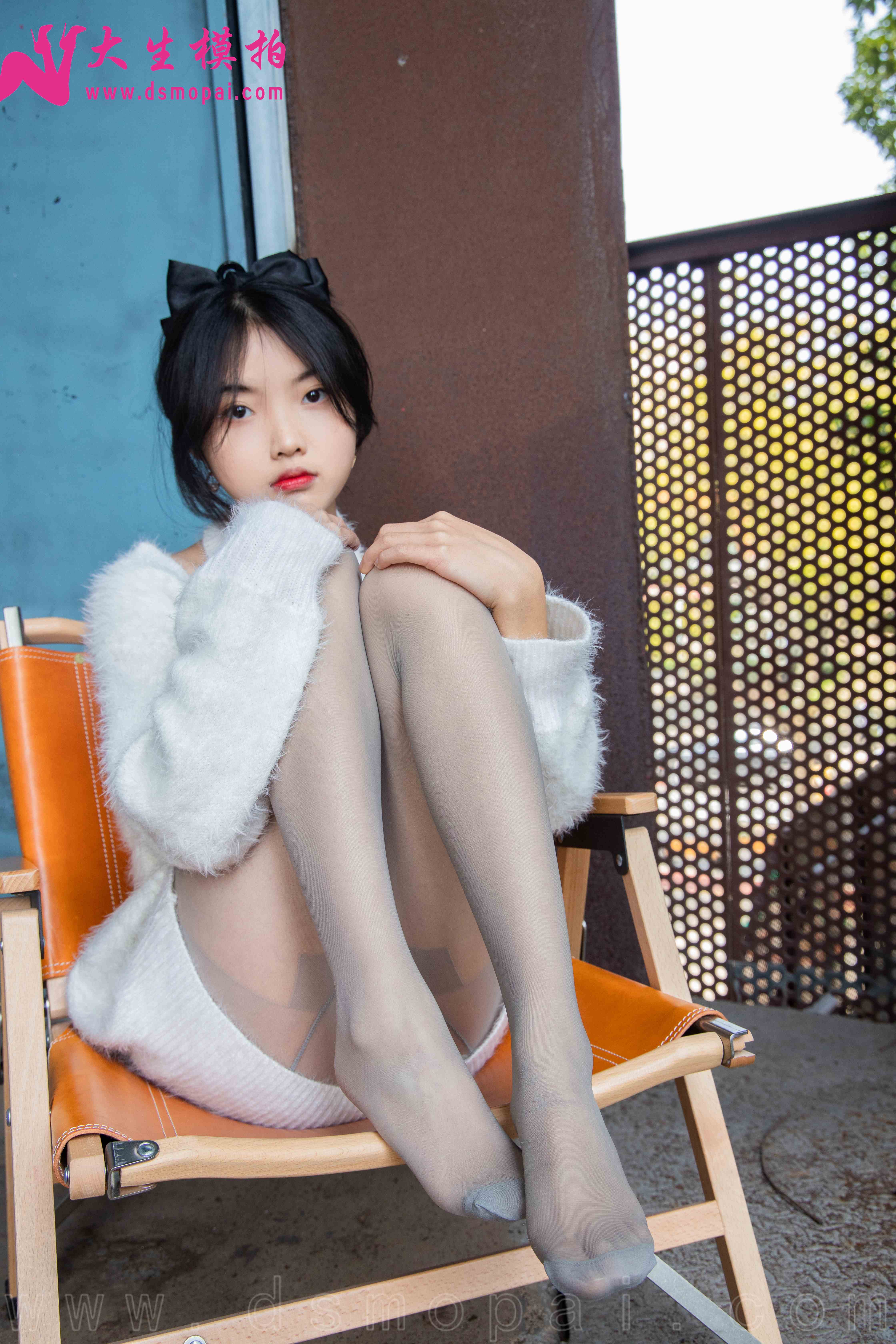 China Beauty Legs and feet 995