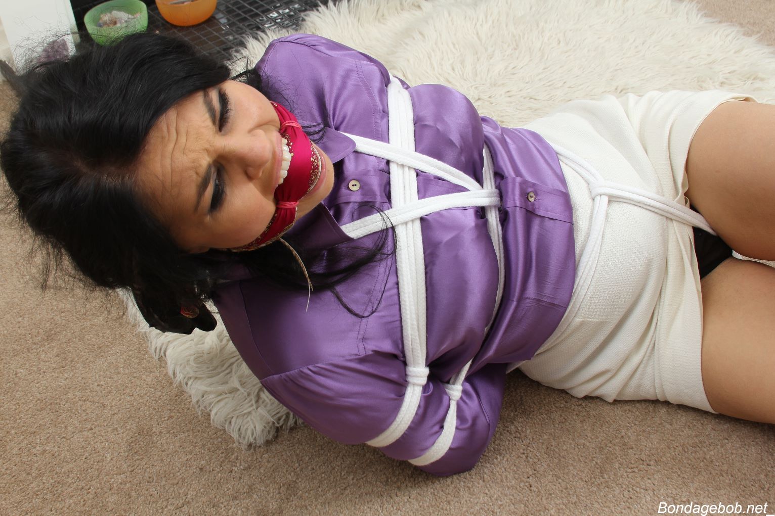 Tied Sexy Beauties 206-2