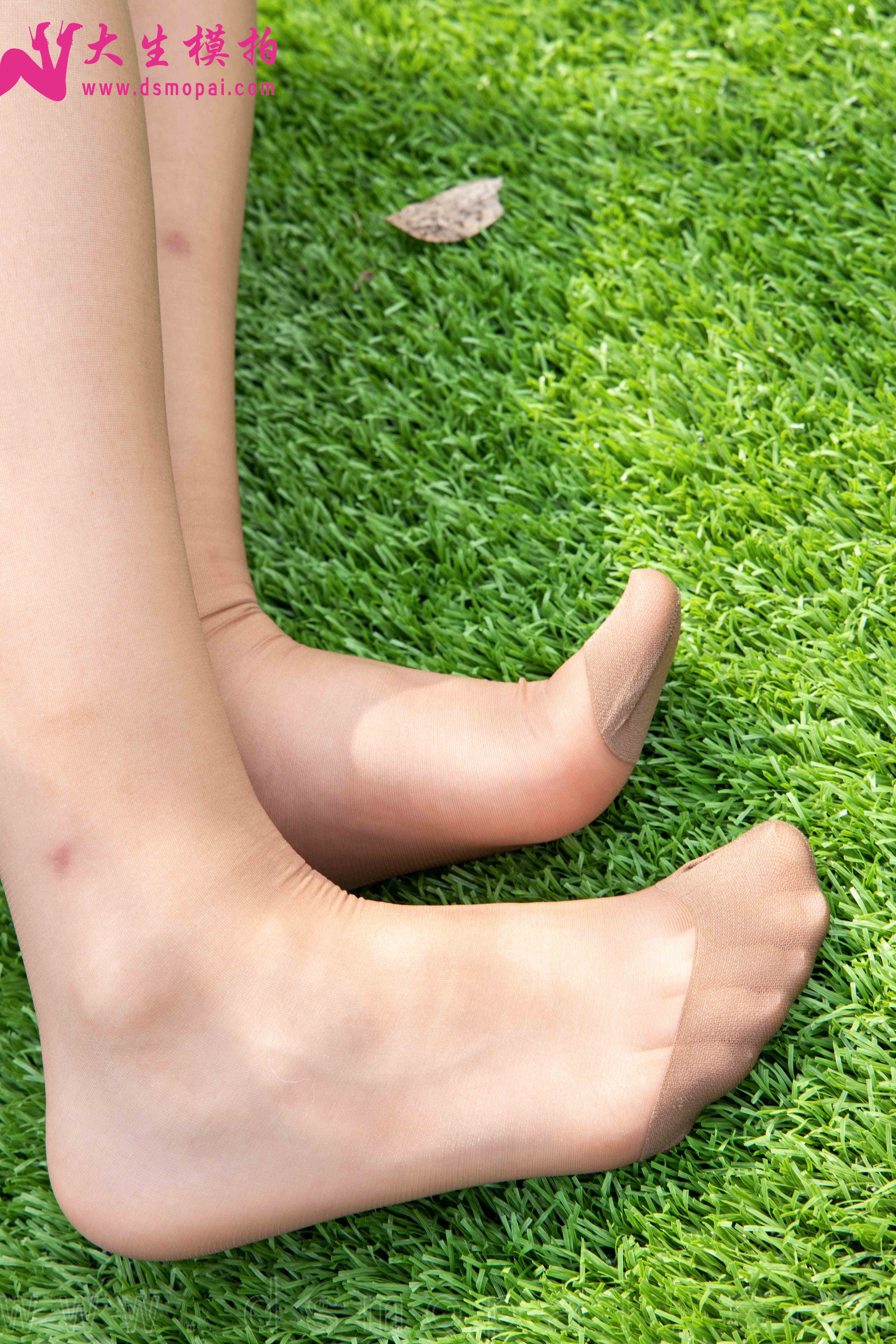 China Beauty Legs and feet 996