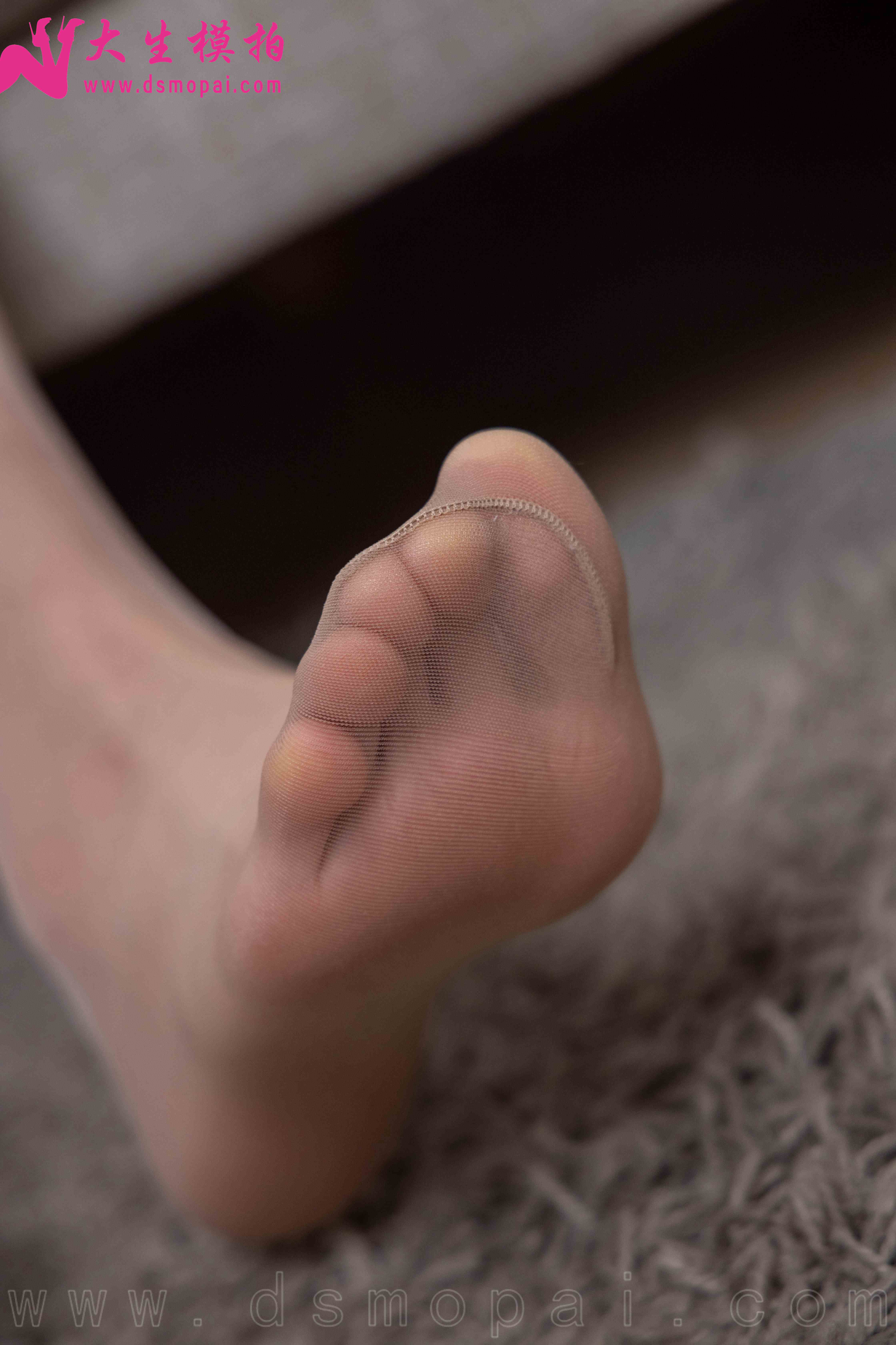 China Beauty Legs and feet 998