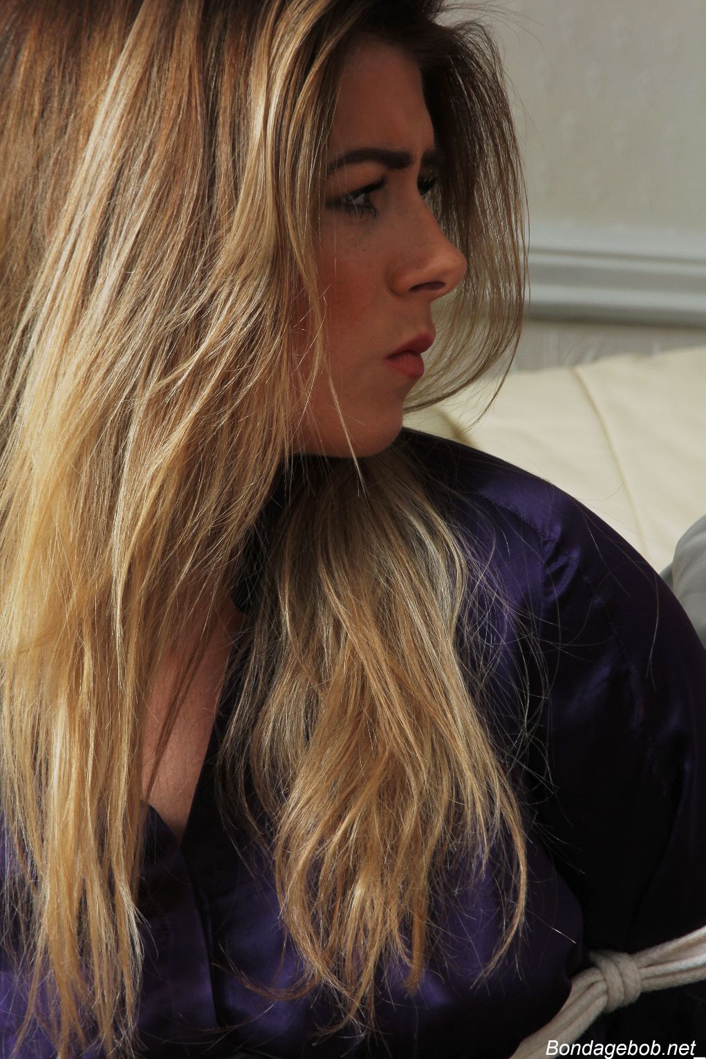 Tied Sexy Beauties 212-1