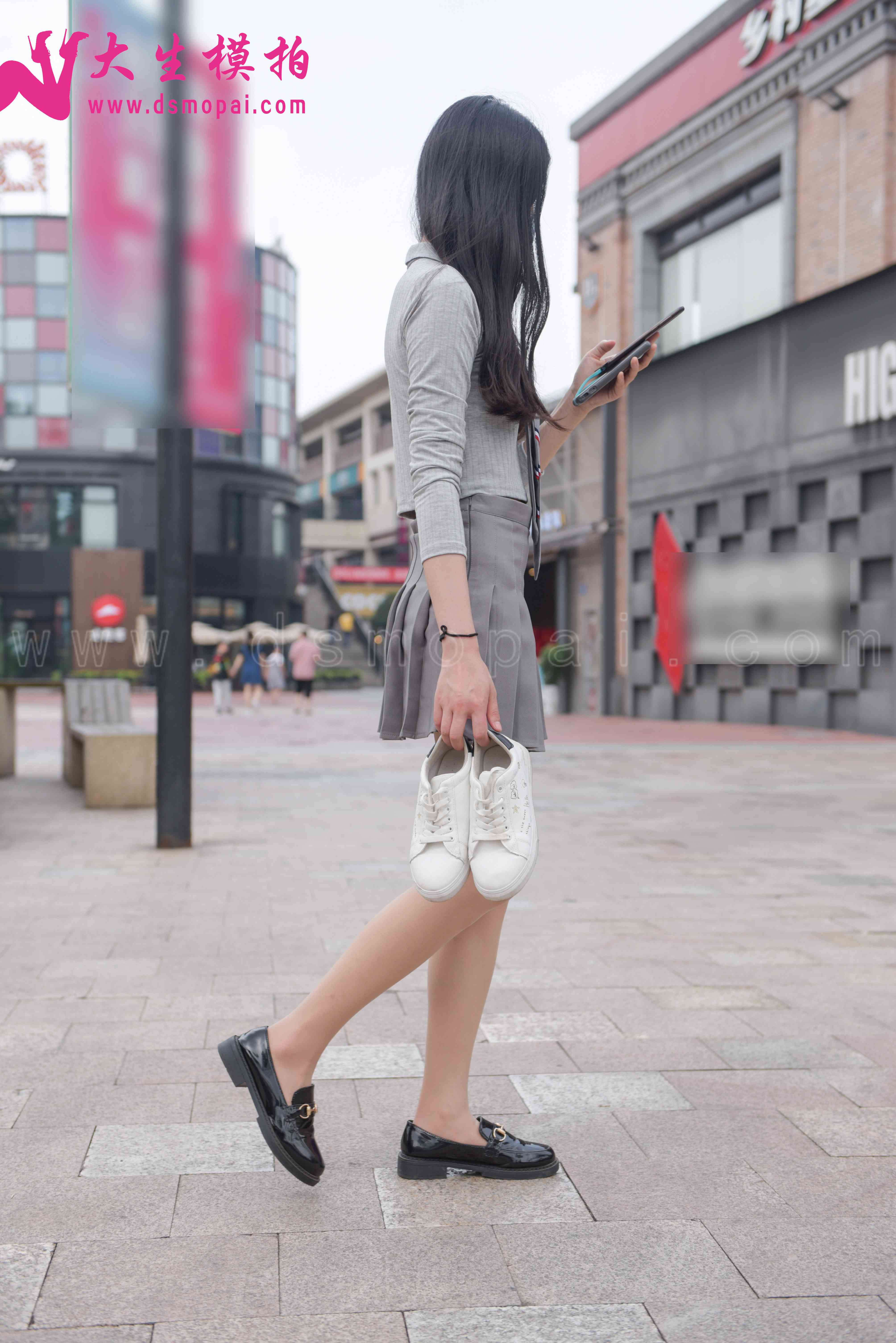 China Beauty Legs and feet 1005