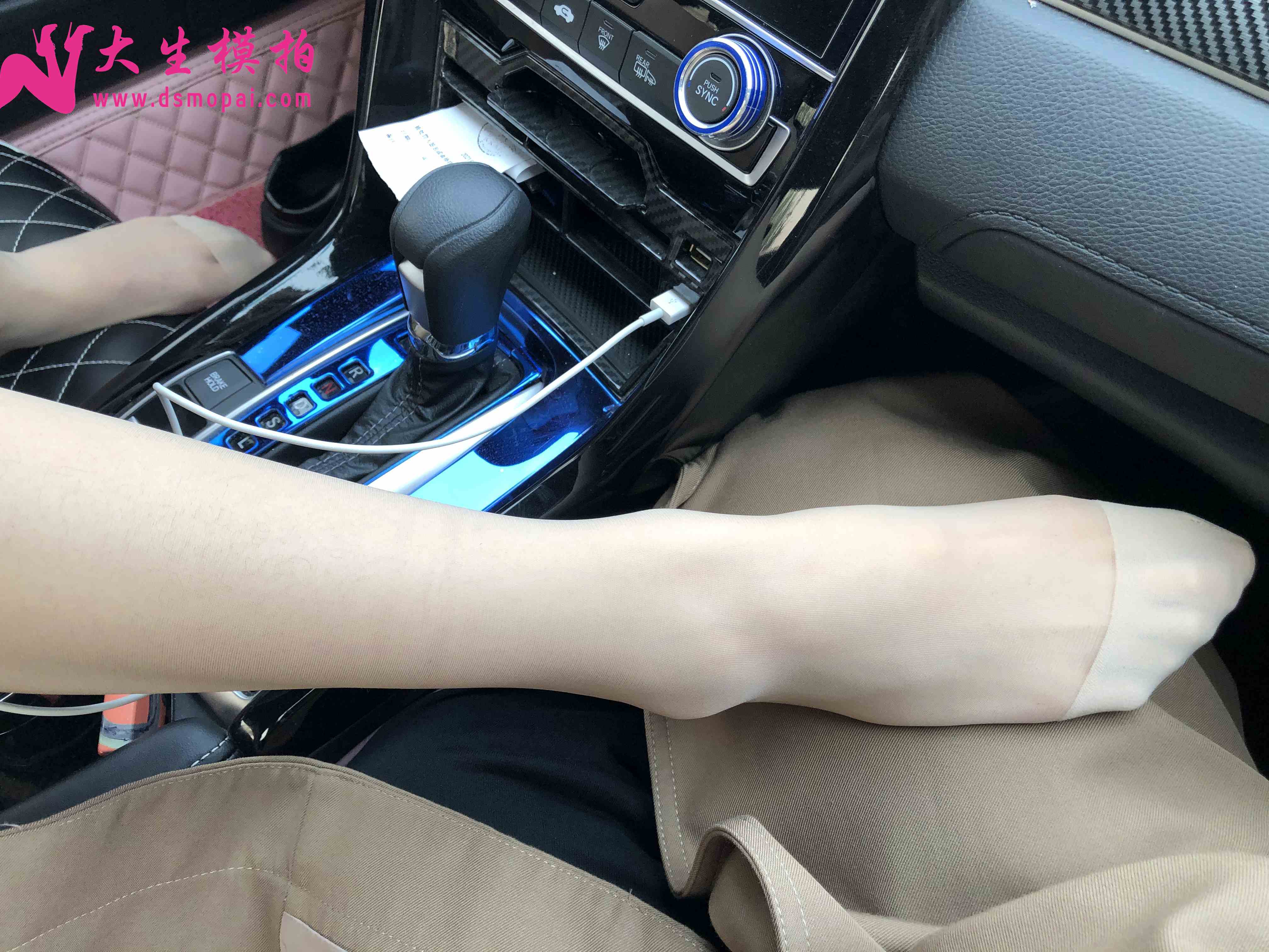 China Beauty Legs and feet 1007