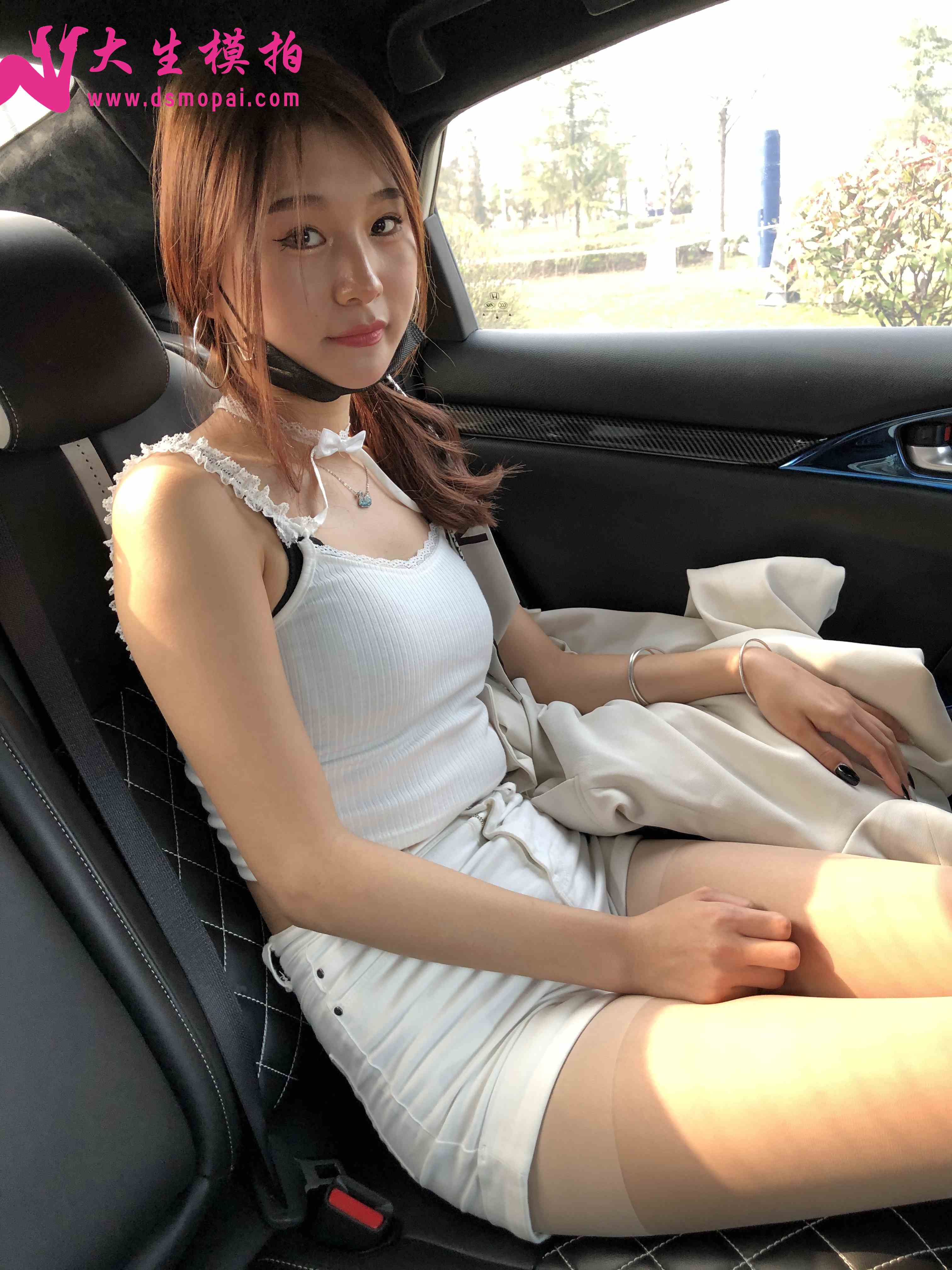 China Beauty Legs and feet 1007