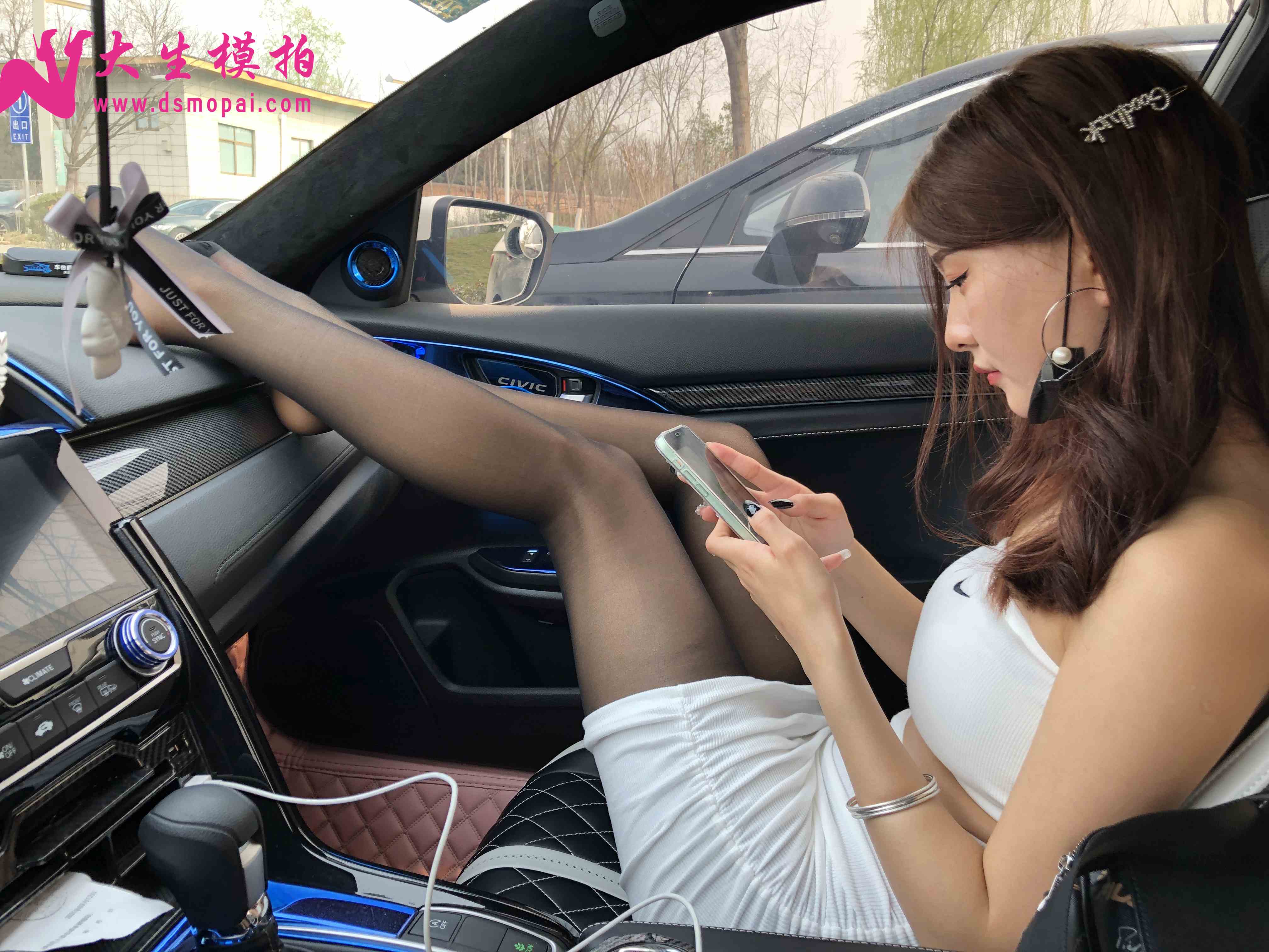 China Beauty Legs and feet 1008