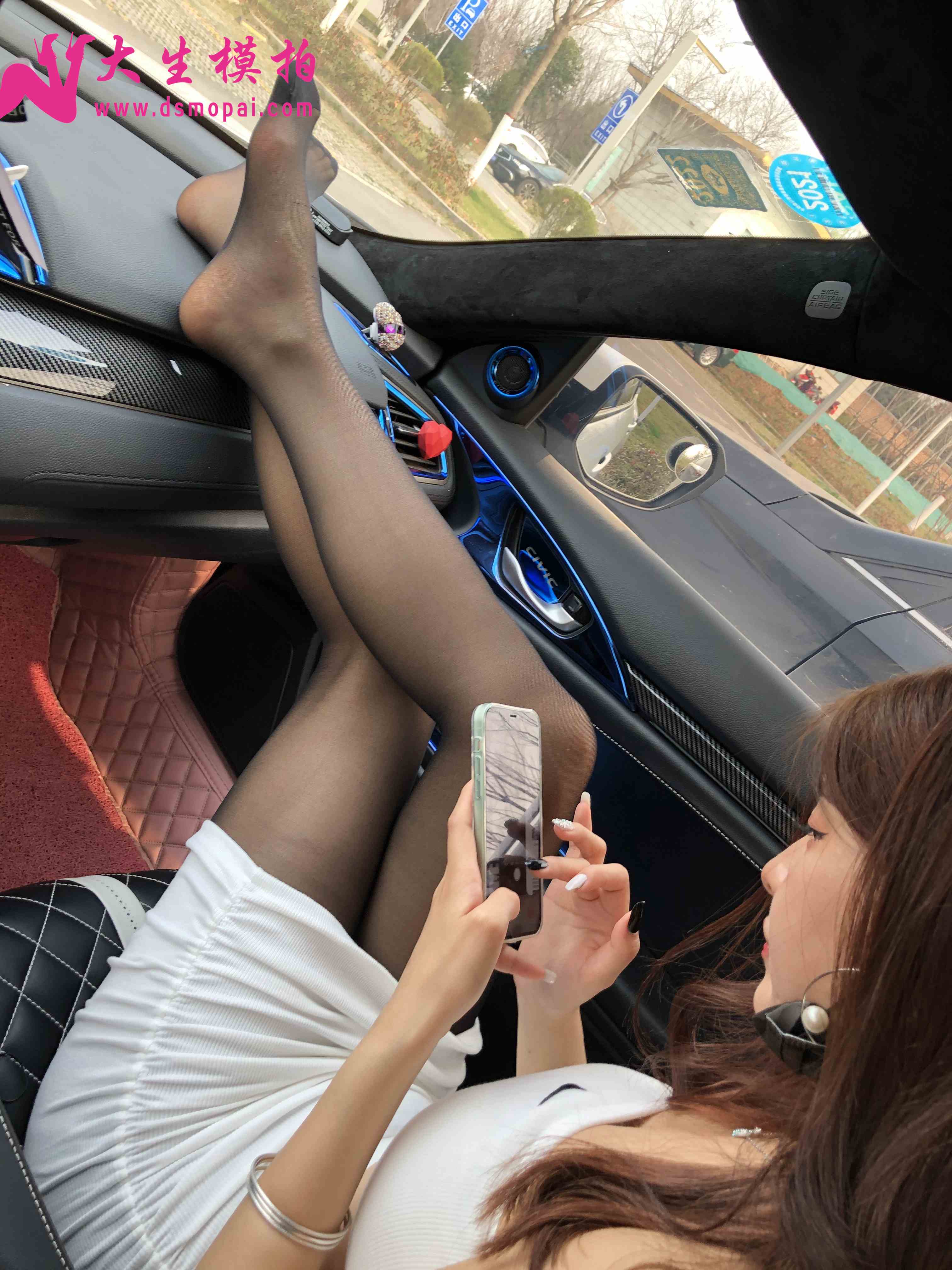 China Beauty Legs and feet 1008