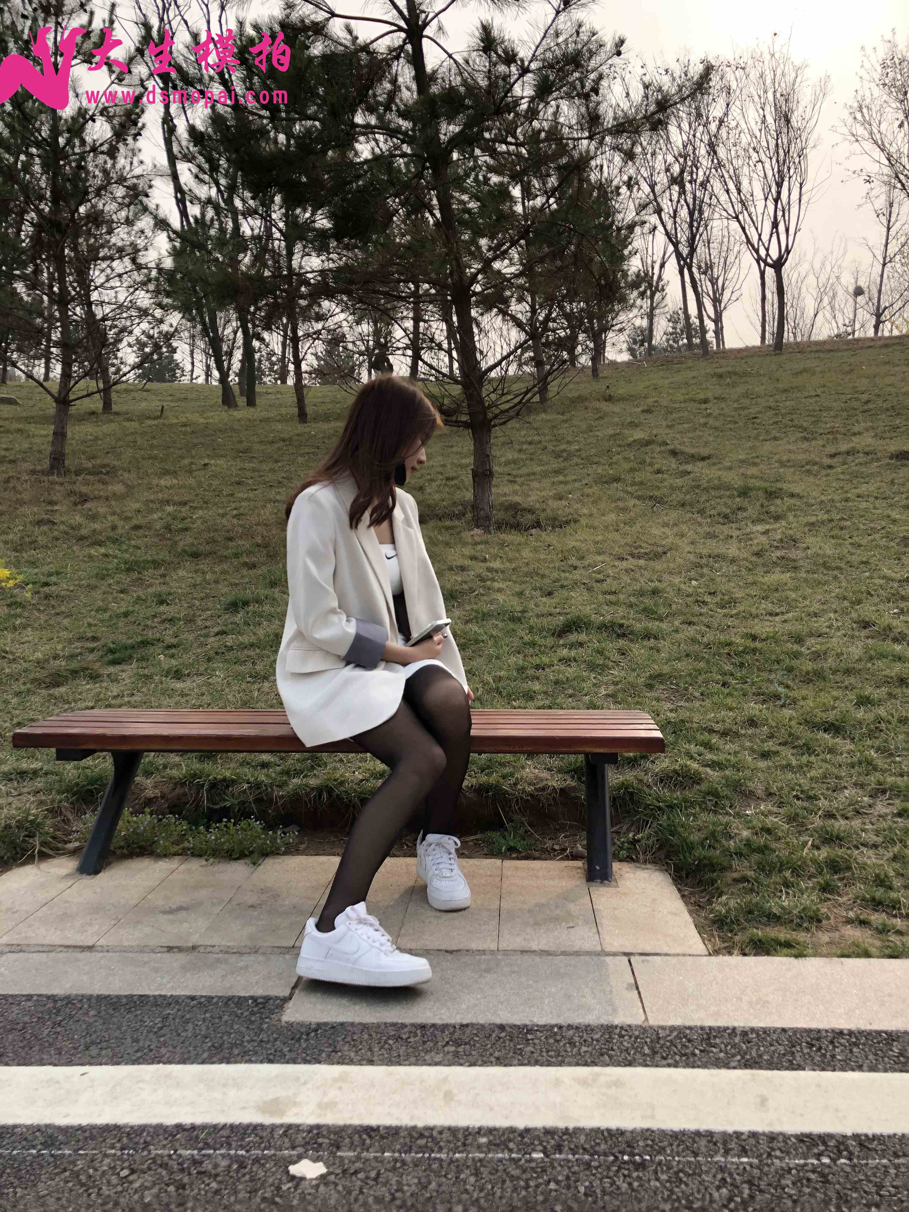 China Beauty Legs and feet 1008