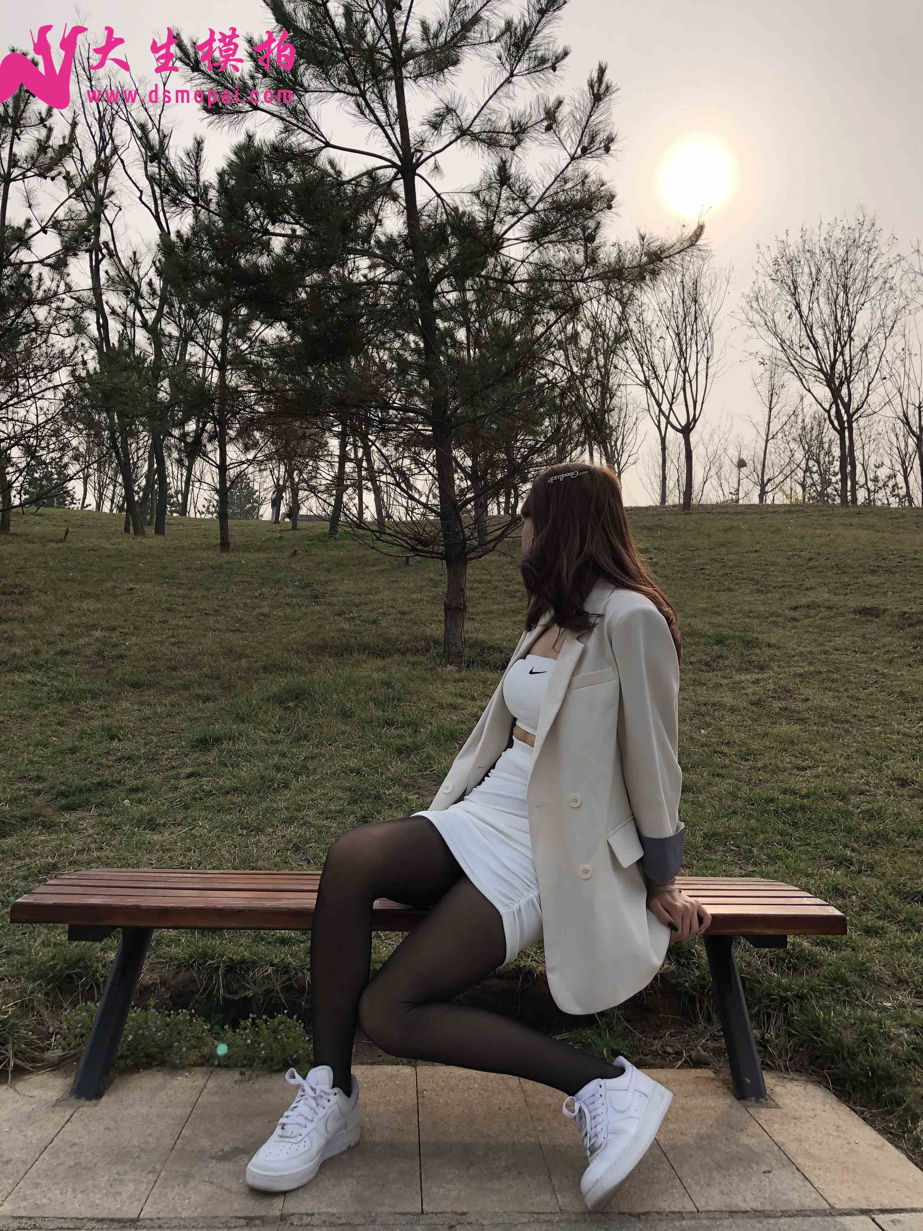 China Beauty Legs and feet 1008