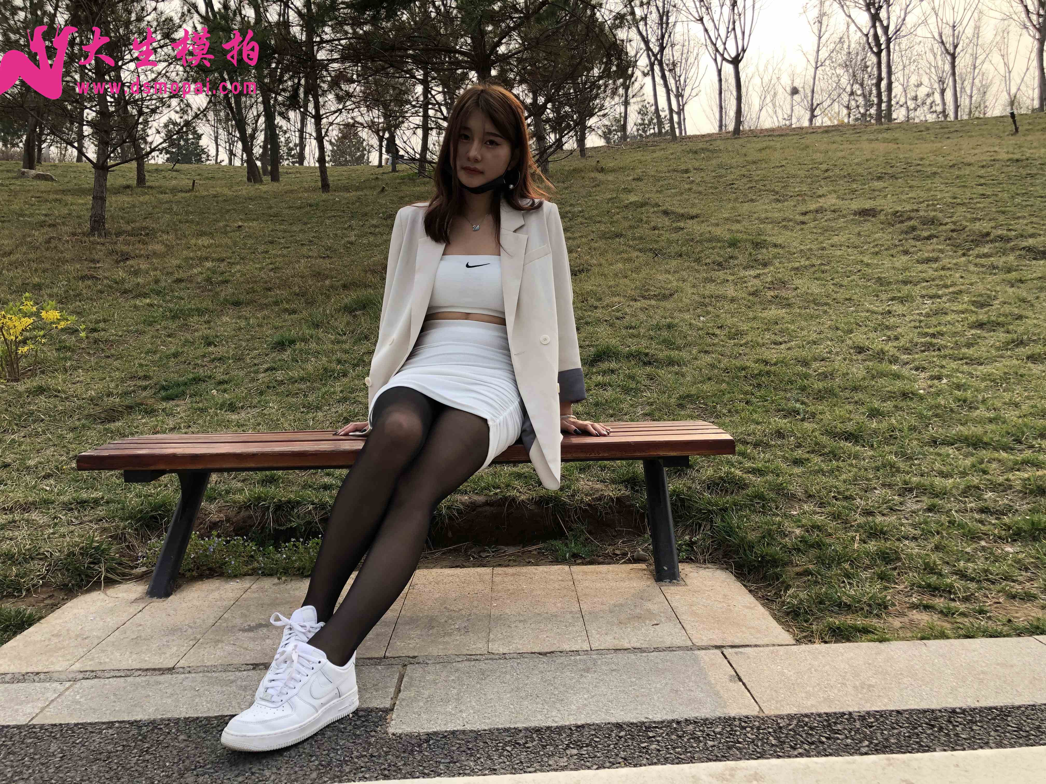 China Beauty Legs and feet 1008