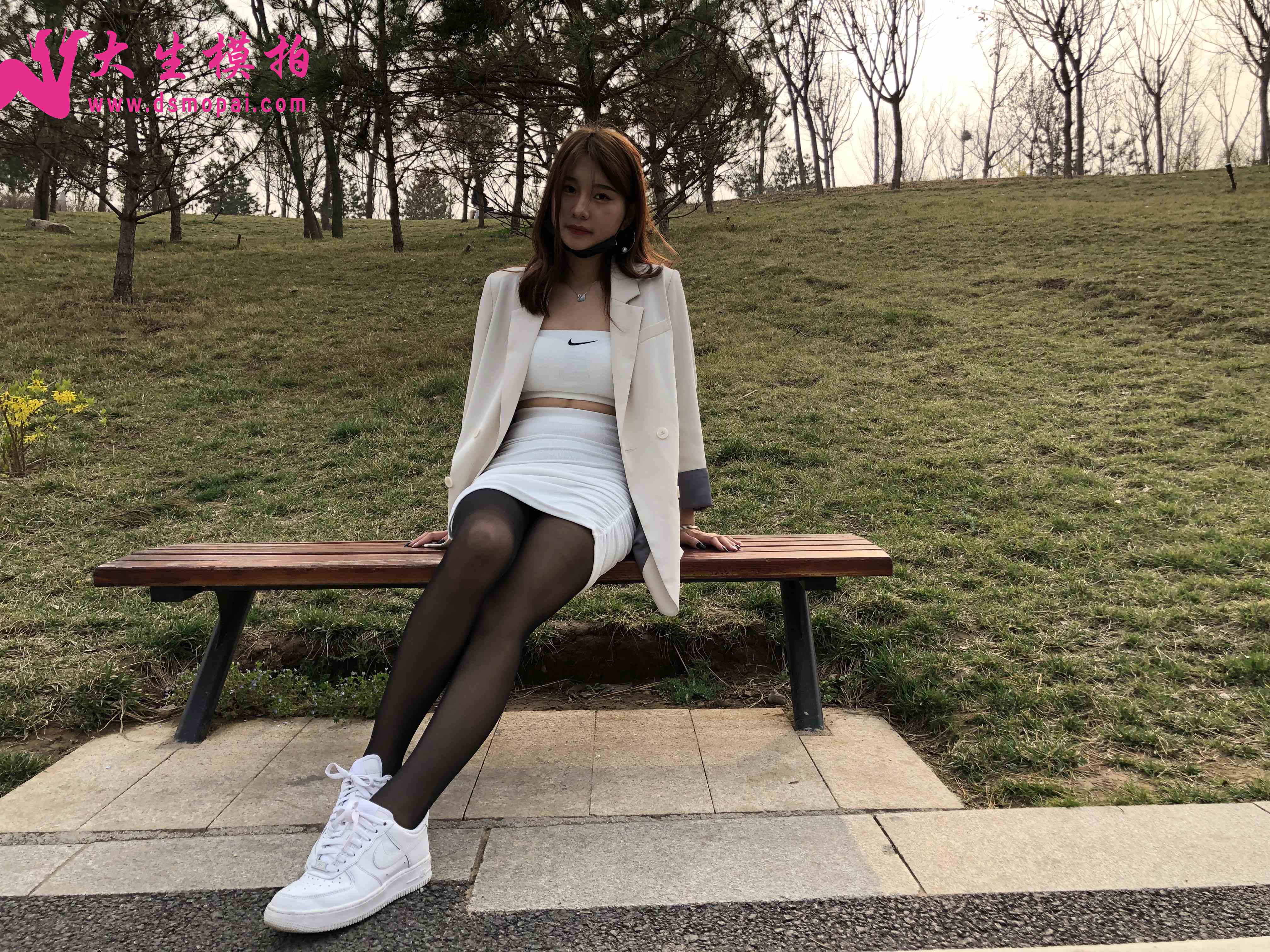 China Beauty Legs and feet 1008