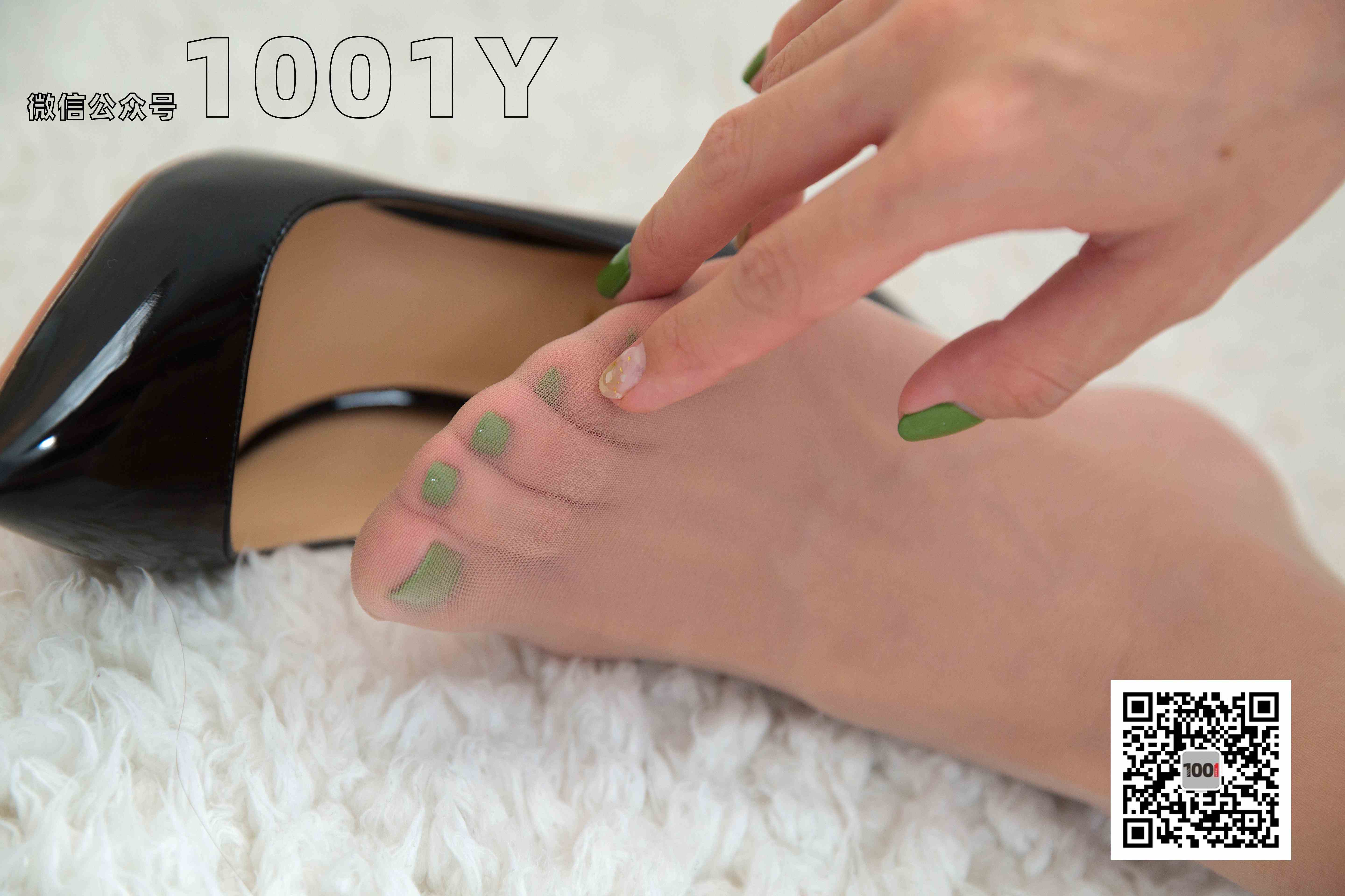 China Beauty Legs and feet 1010