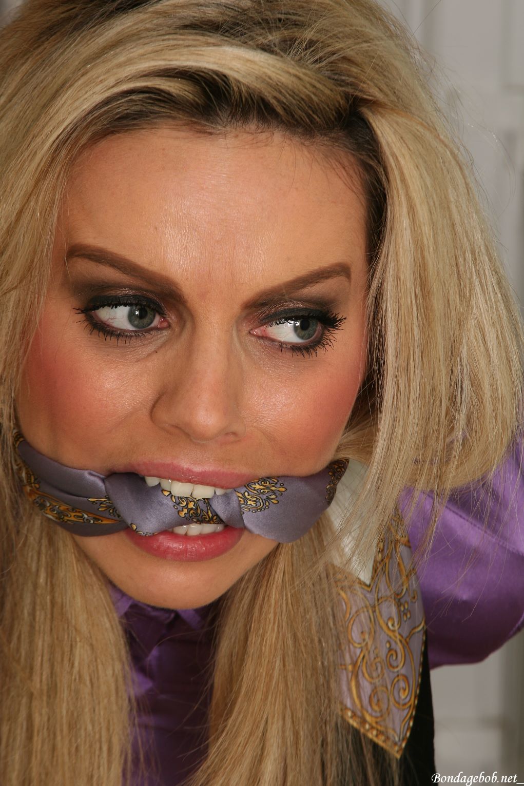 Tied Sexy Beauties 218-3