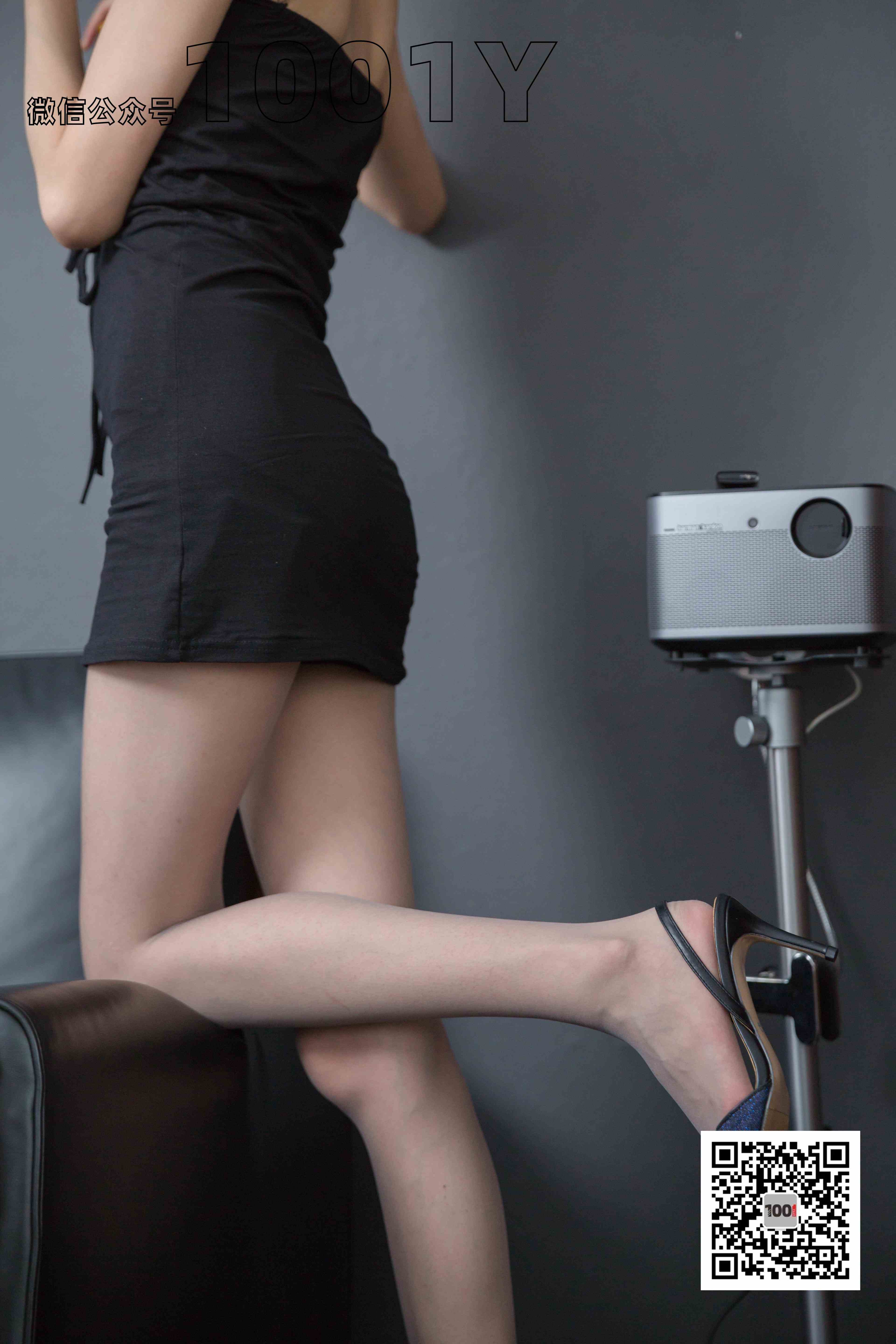 China Beauty Legs and feet 1011