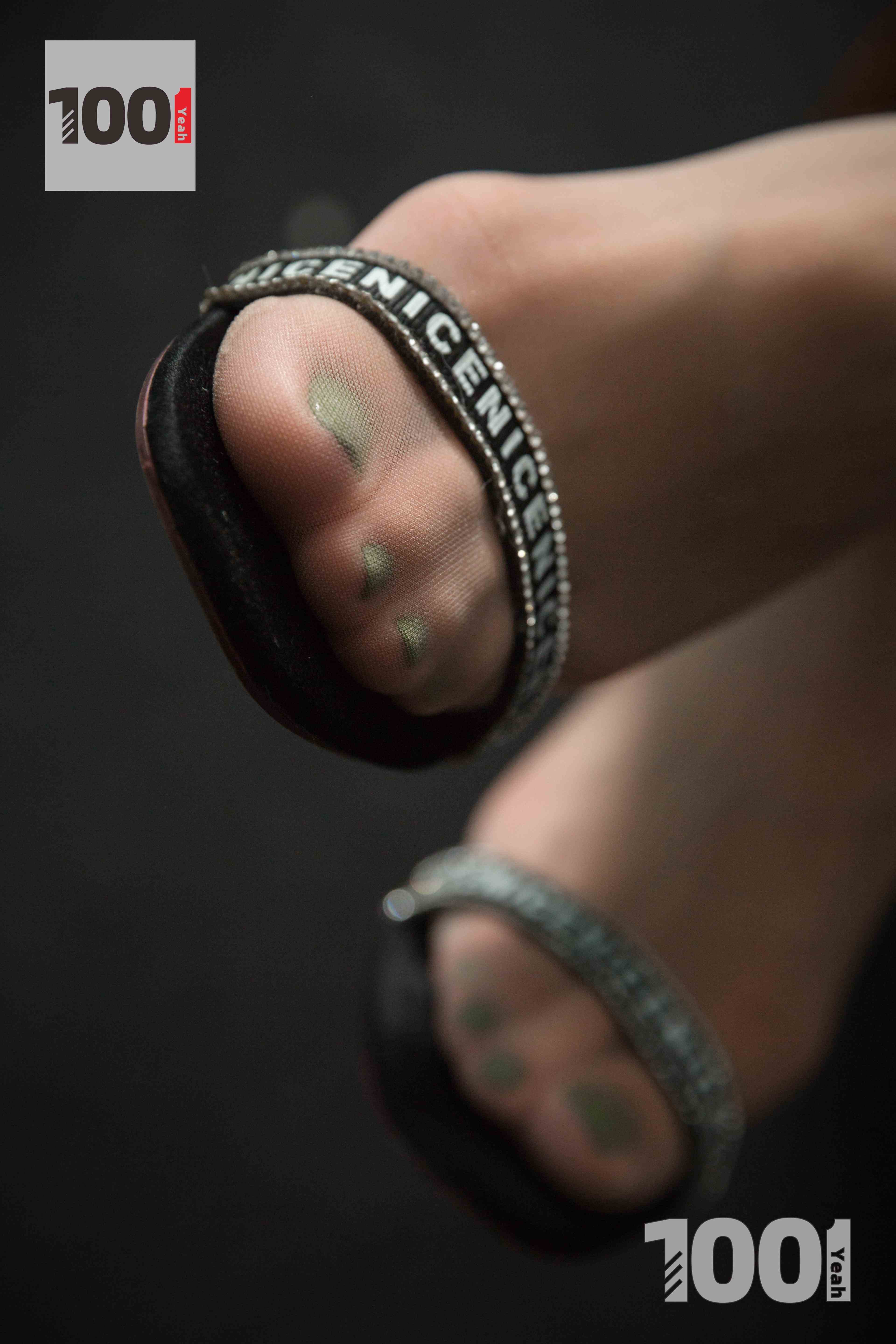 China Beauty Legs and feet 1012