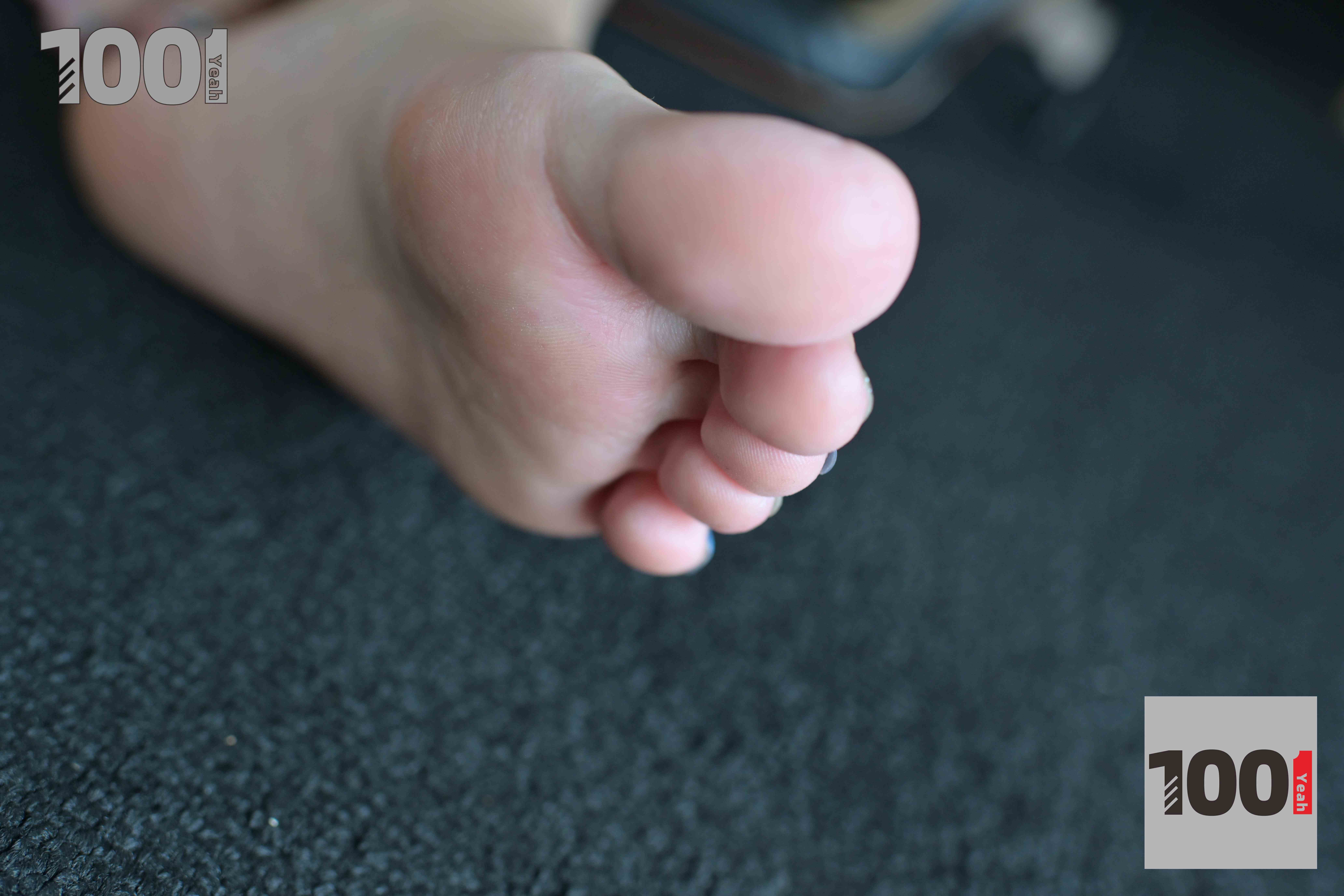 China Beauty Legs and feet 1013