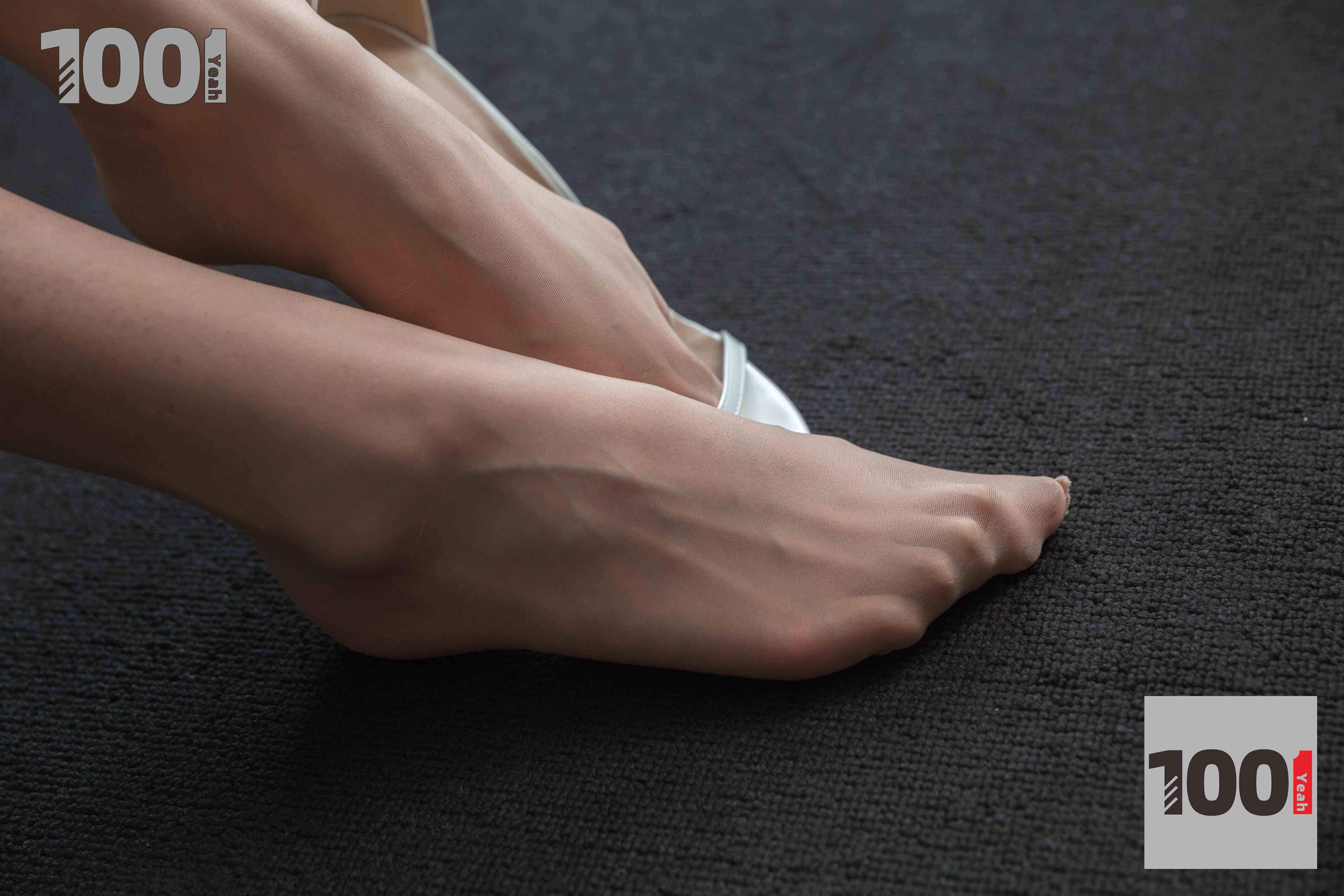 China Beauty Legs and feet 1015