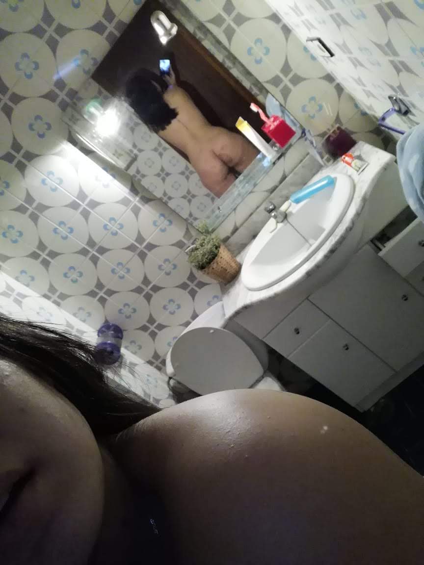 Viral Nurse naked pic