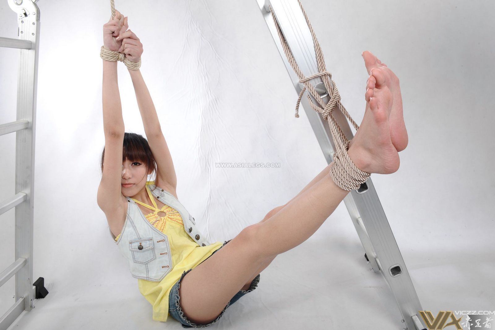 kidnapping girl for your Foot Fetish 18