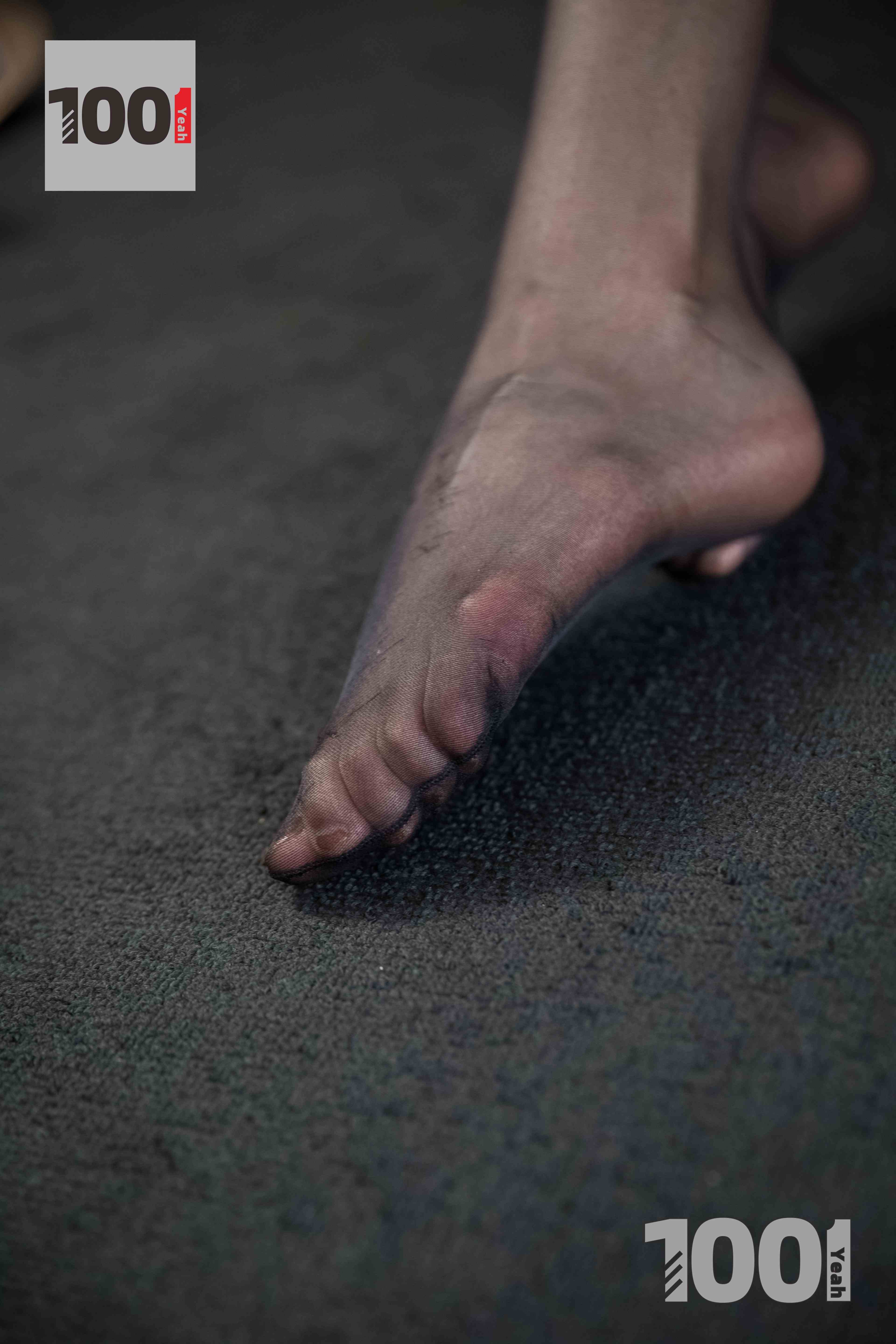 China Beauty Legs and feet 1018