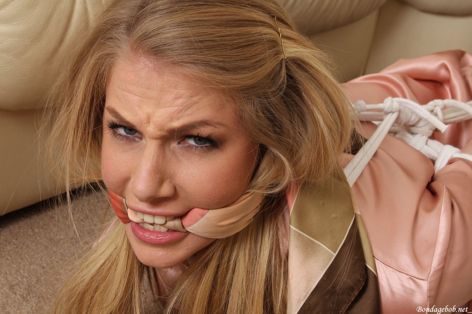 Tied Sexy Beauties 221-2