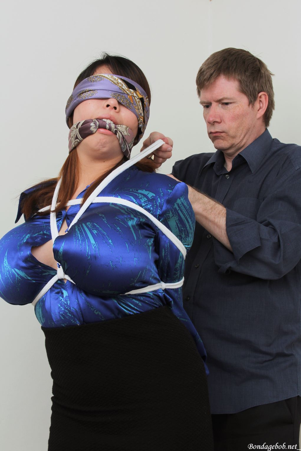 Tied Sexy Beauties 226-1