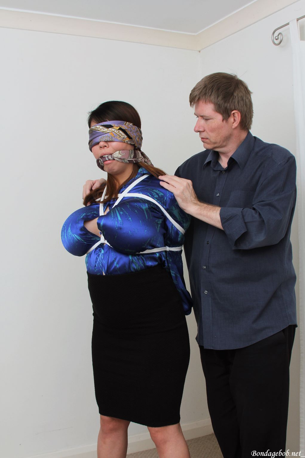 Tied Sexy Beauties 226-1