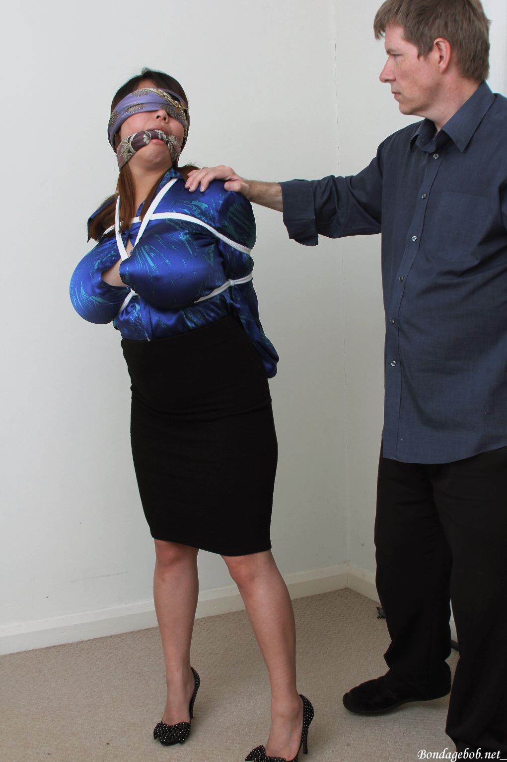 Tied Sexy Beauties 226-1