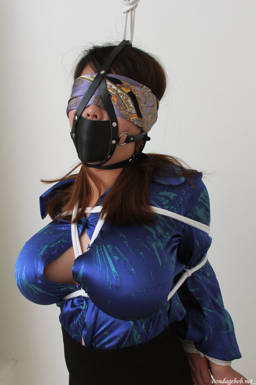 Tied Sexy Beauties 226-3