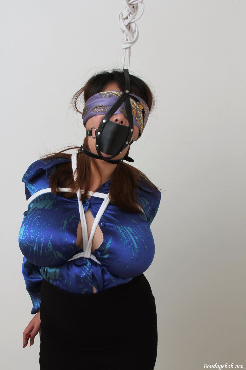 Tied Sexy Beauties 226-3