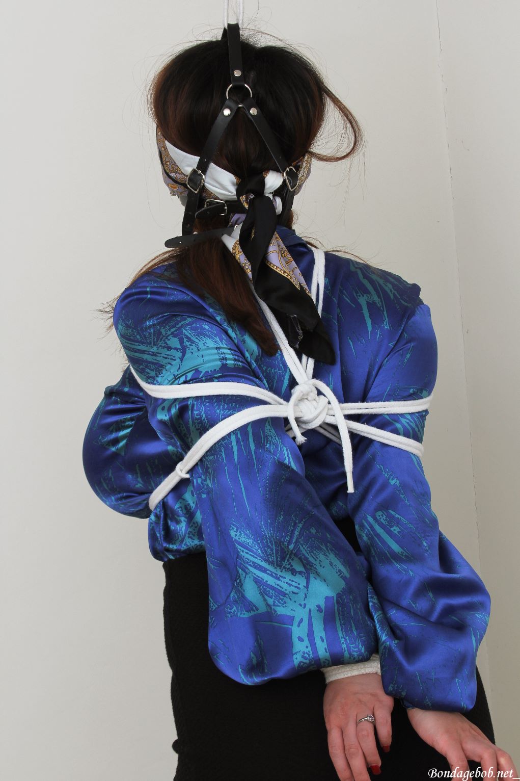 Tied Sexy Beauties 226-3