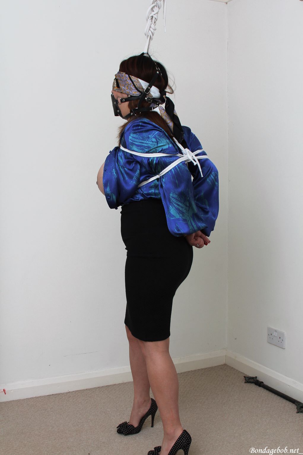 Tied Sexy Beauties 226-3