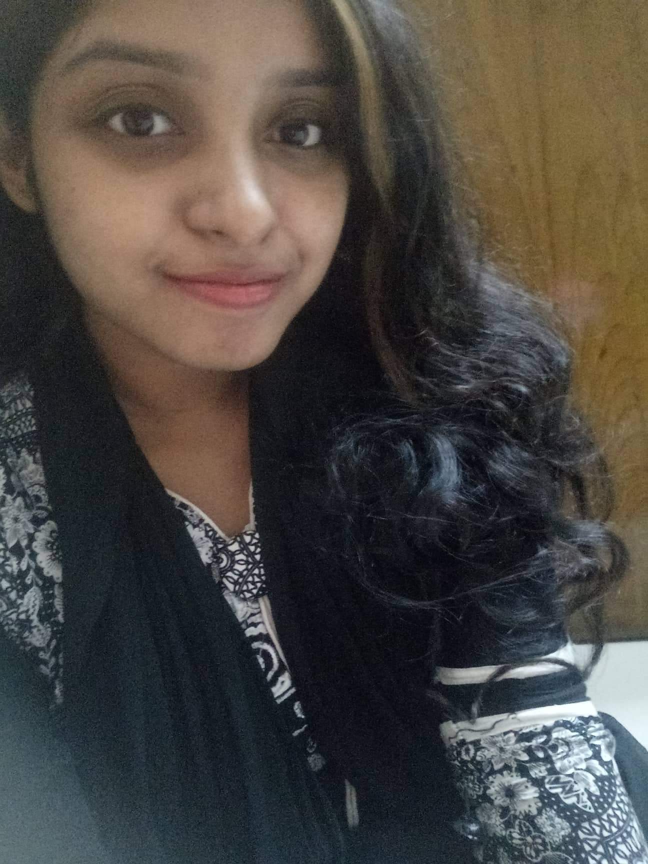 Hot Insta girl pics for lover