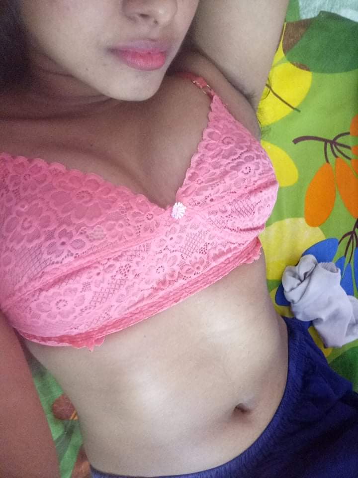 Hot Insta girl pics for lover