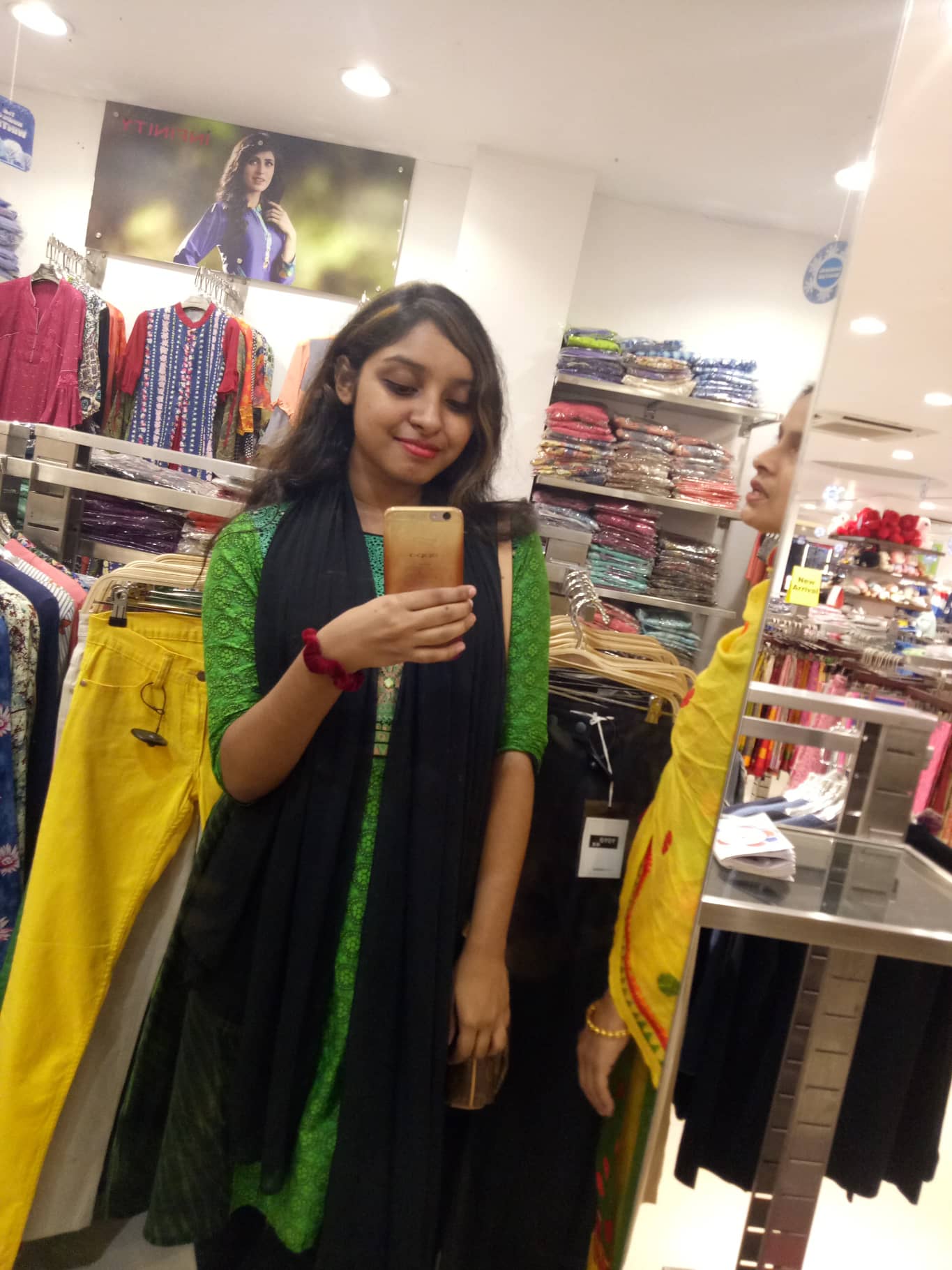 Hot Insta girl pics for lover