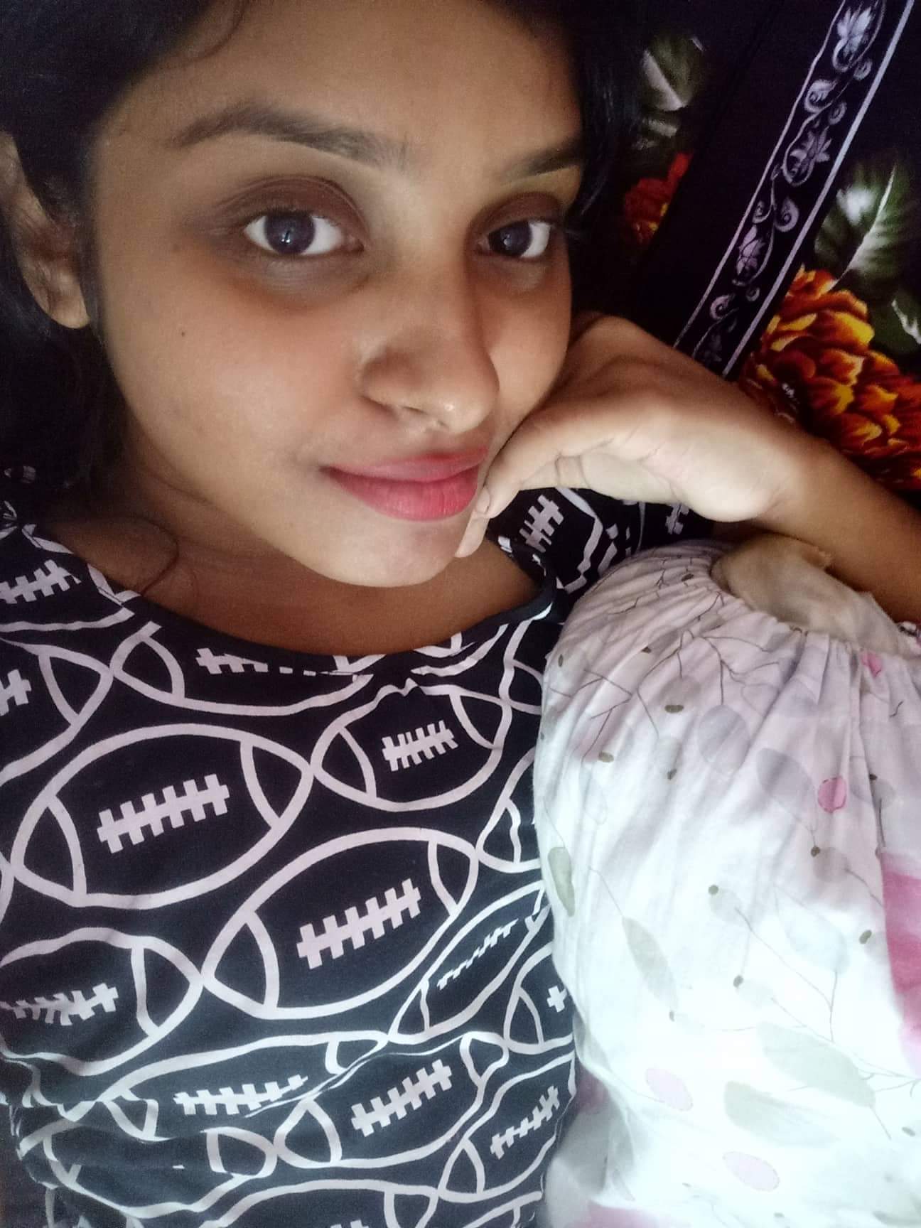 Hot Insta girl pics for lover