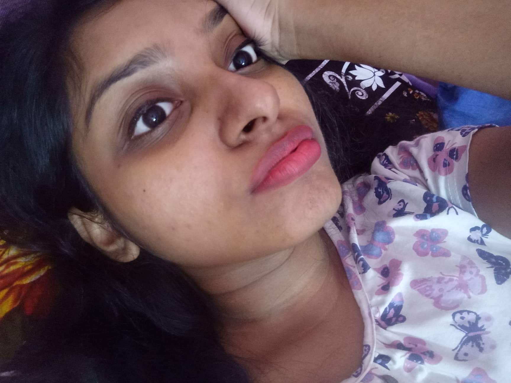 Hot Insta girl pics for lover