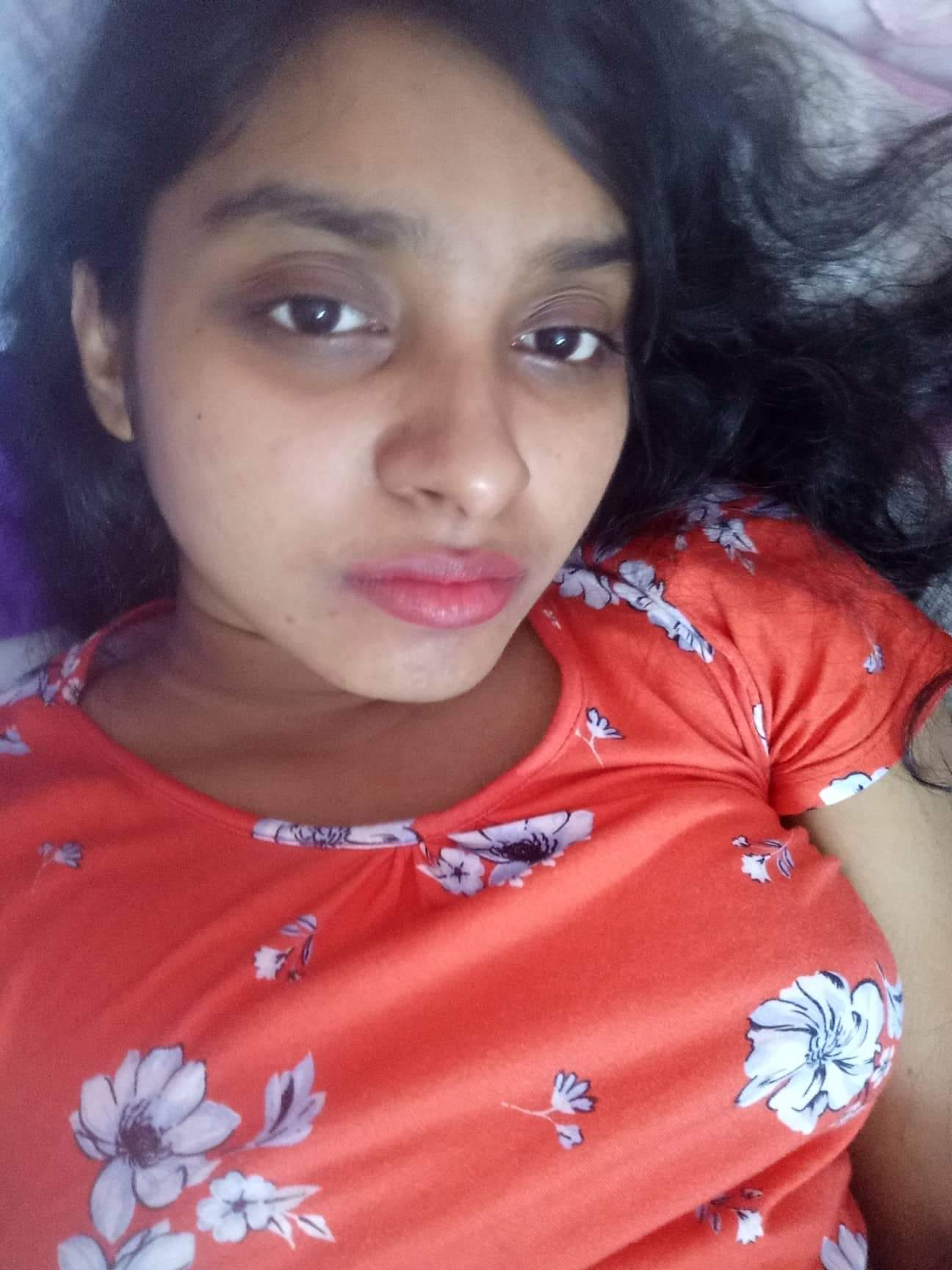 Hot Insta girl pics for lover