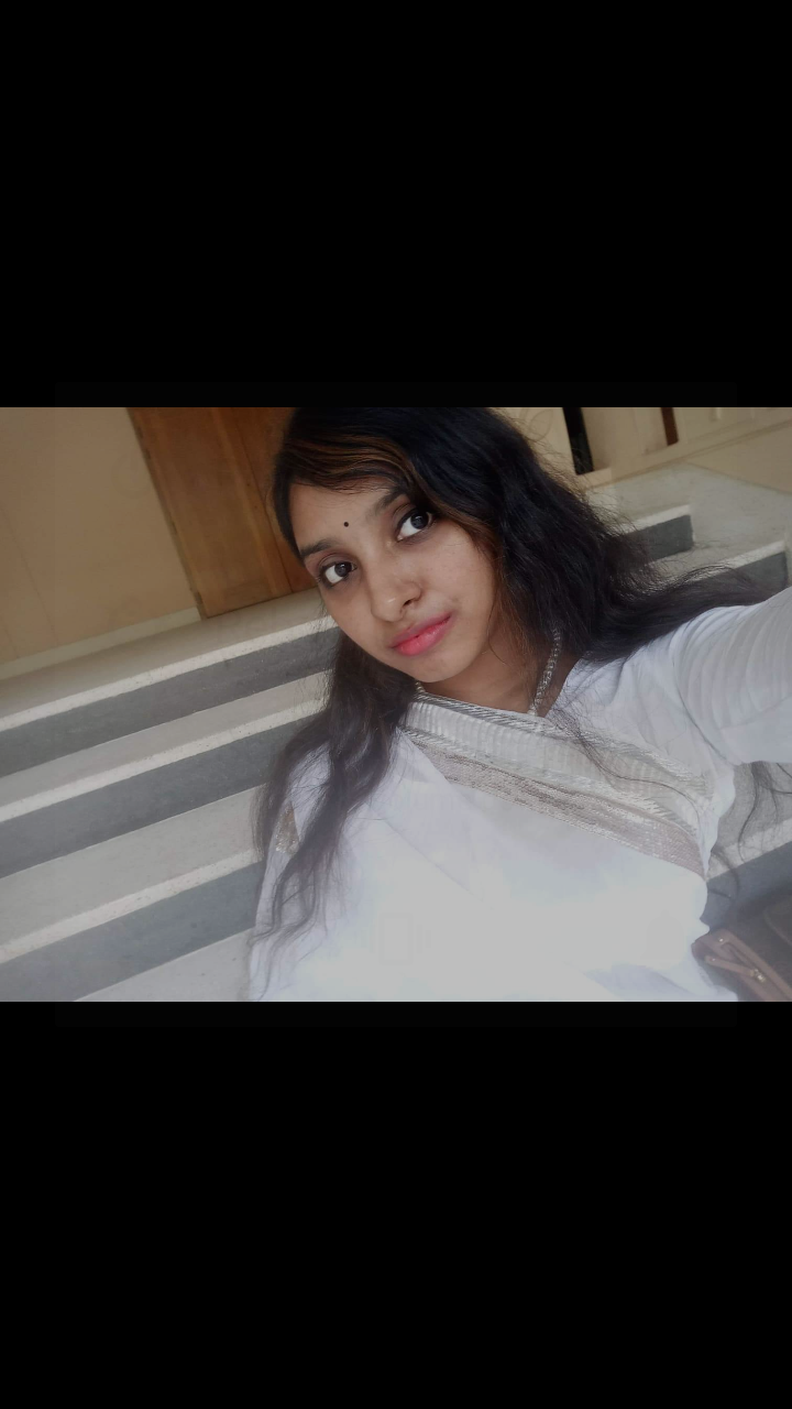 Hot Insta girl pics for lover