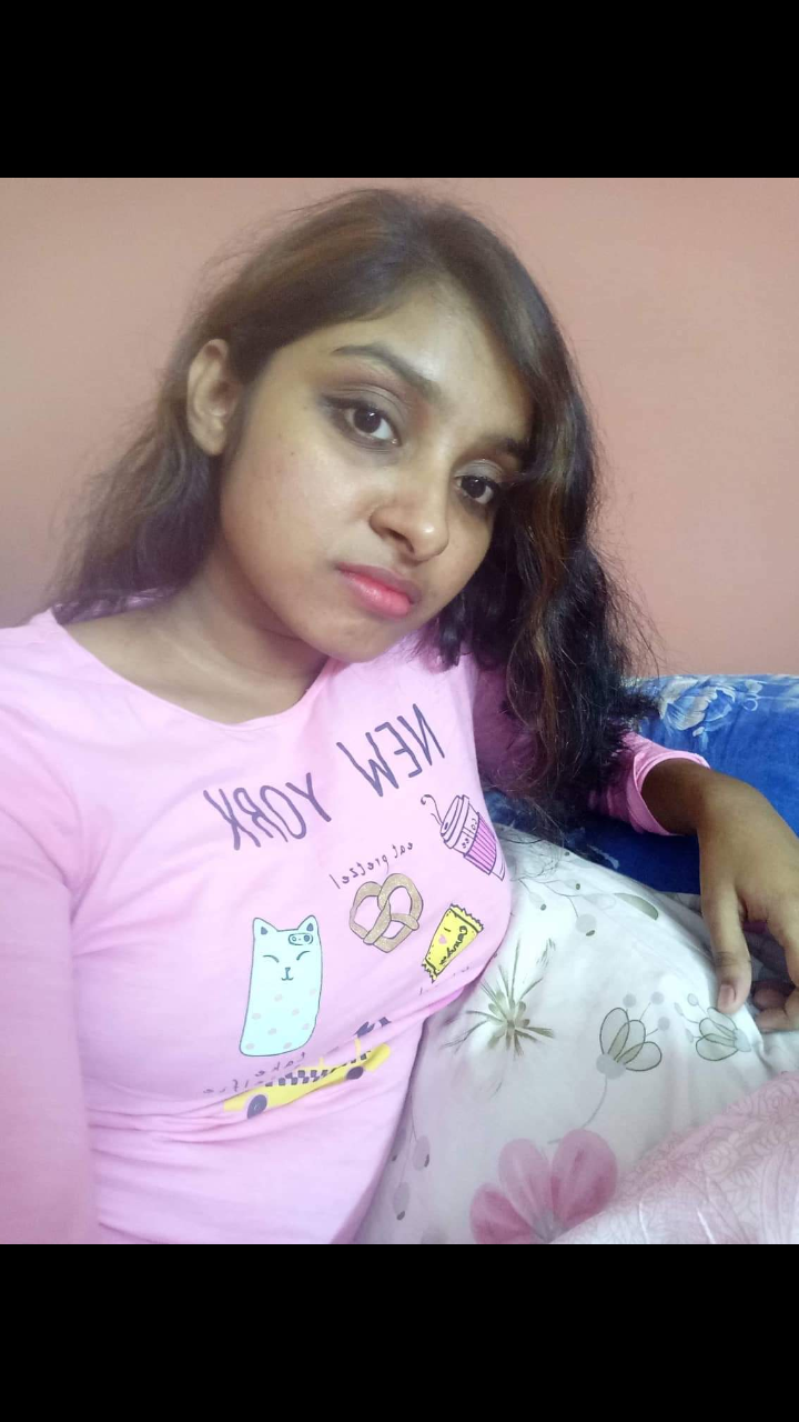 Hot Insta girl pics for lover