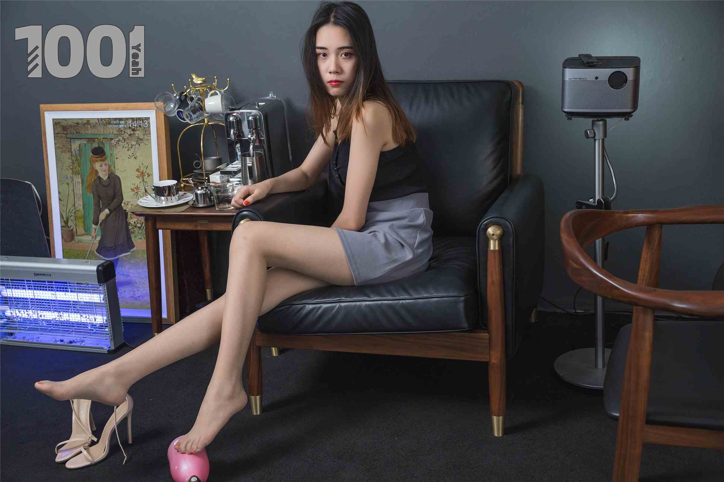 China Beauty Legs and feet 1023