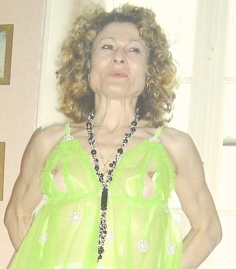 Astrida the whore to everyone