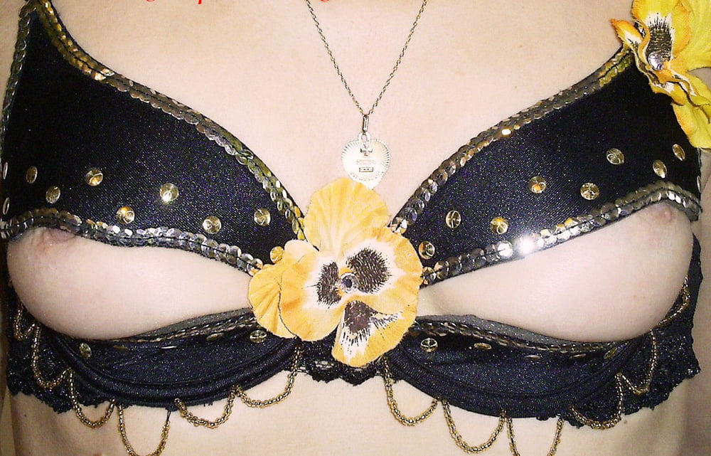 Astrida the whore to everyone