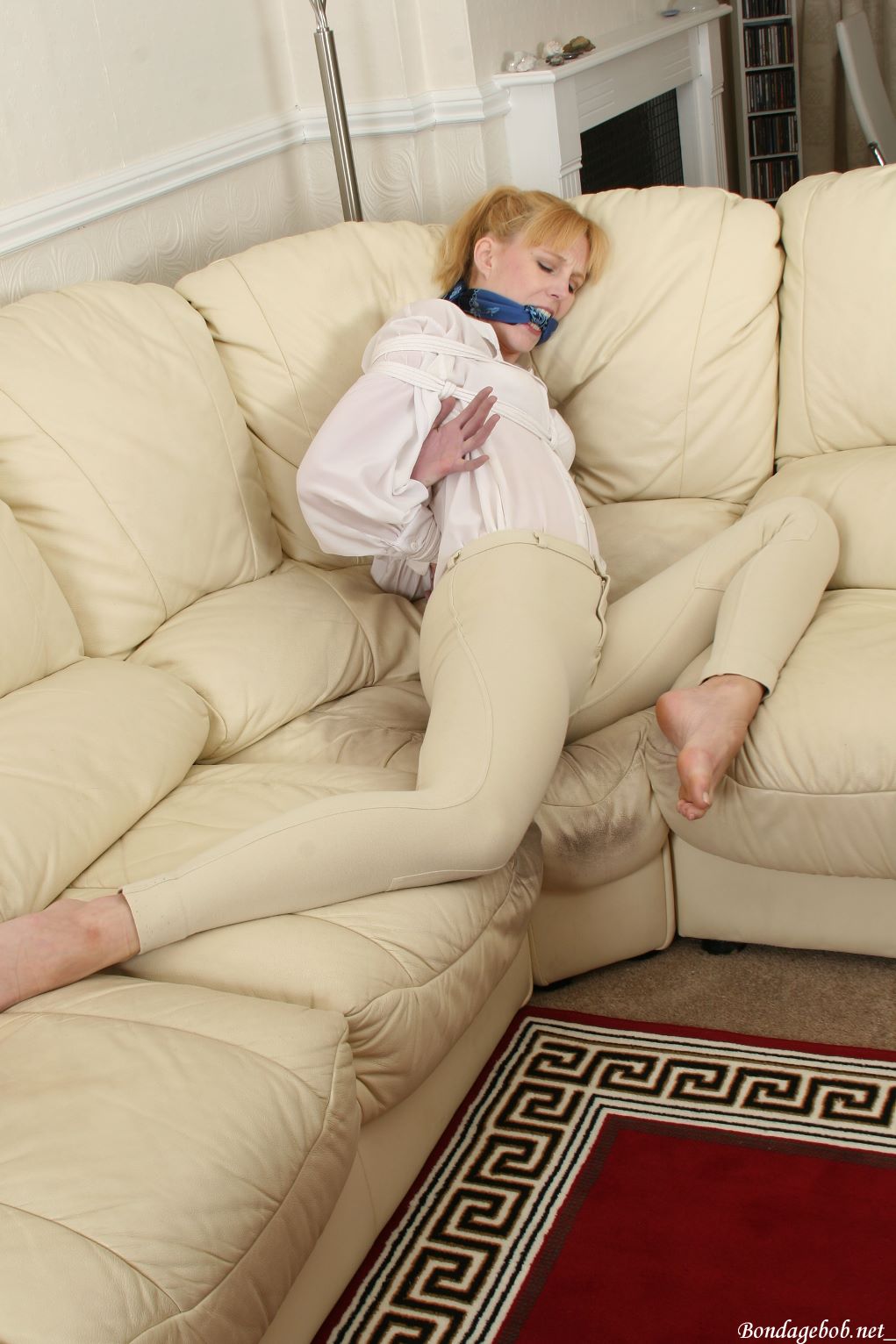 Tied Sexy Beauties 254-1