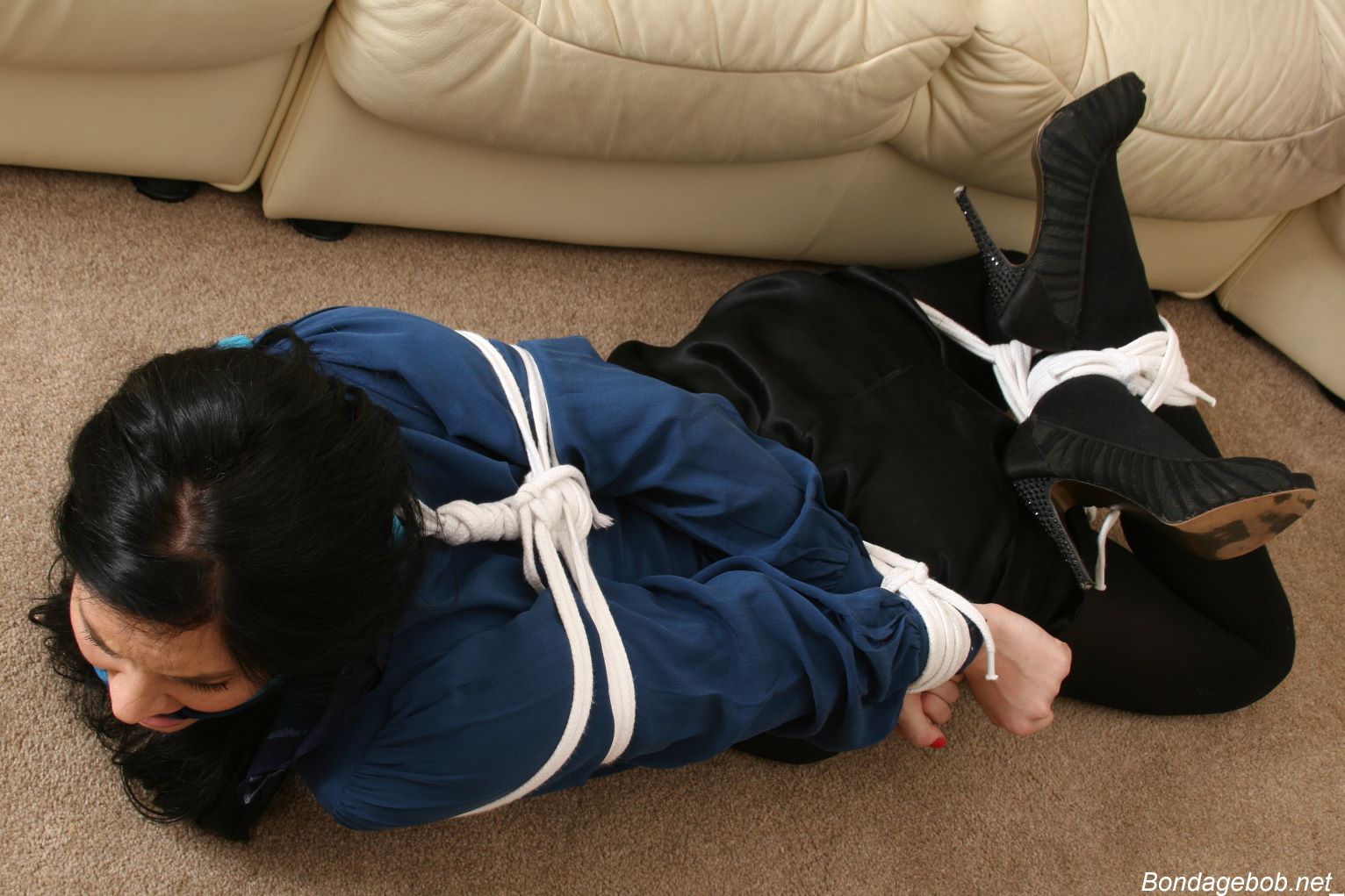 Tied Sexy Beauties 257-1