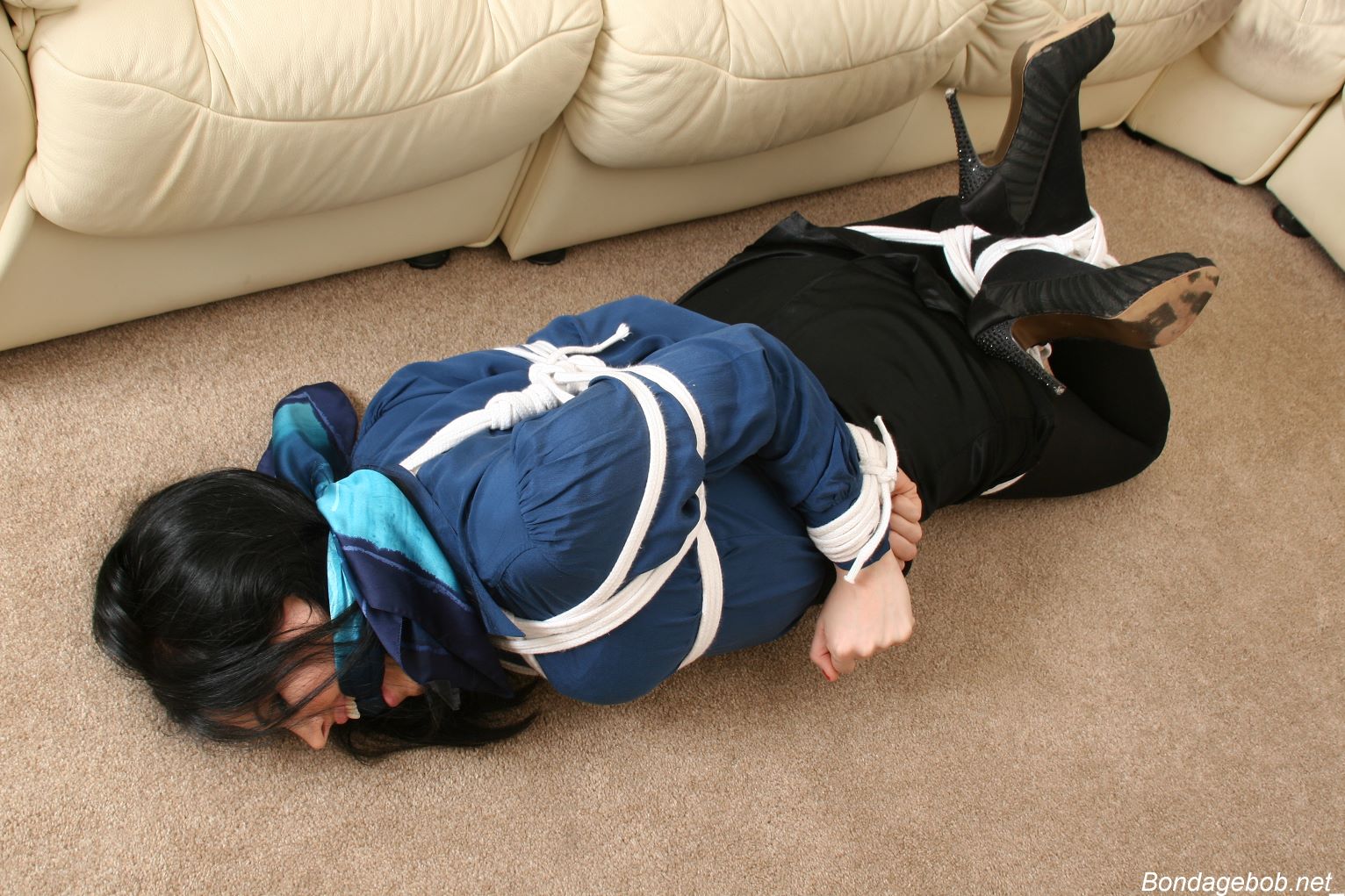 Tied Sexy Beauties 257-2