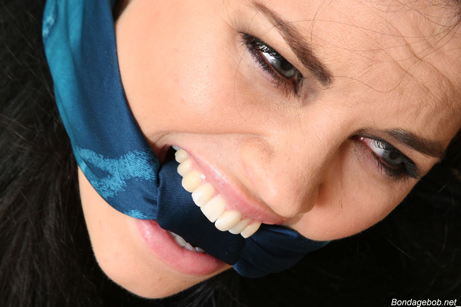 Tied Sexy Beauties 257-2